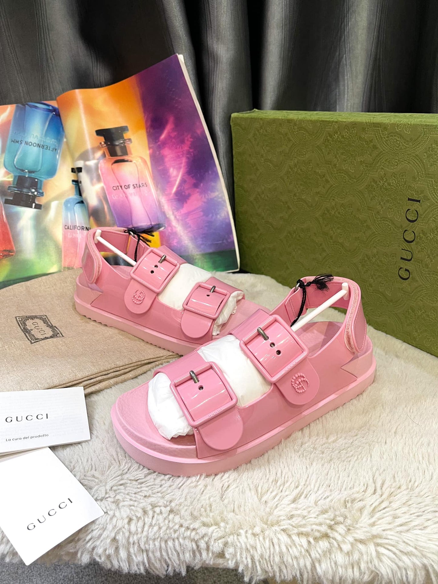 Sandal Gucci Nhựa Hồng Size 35