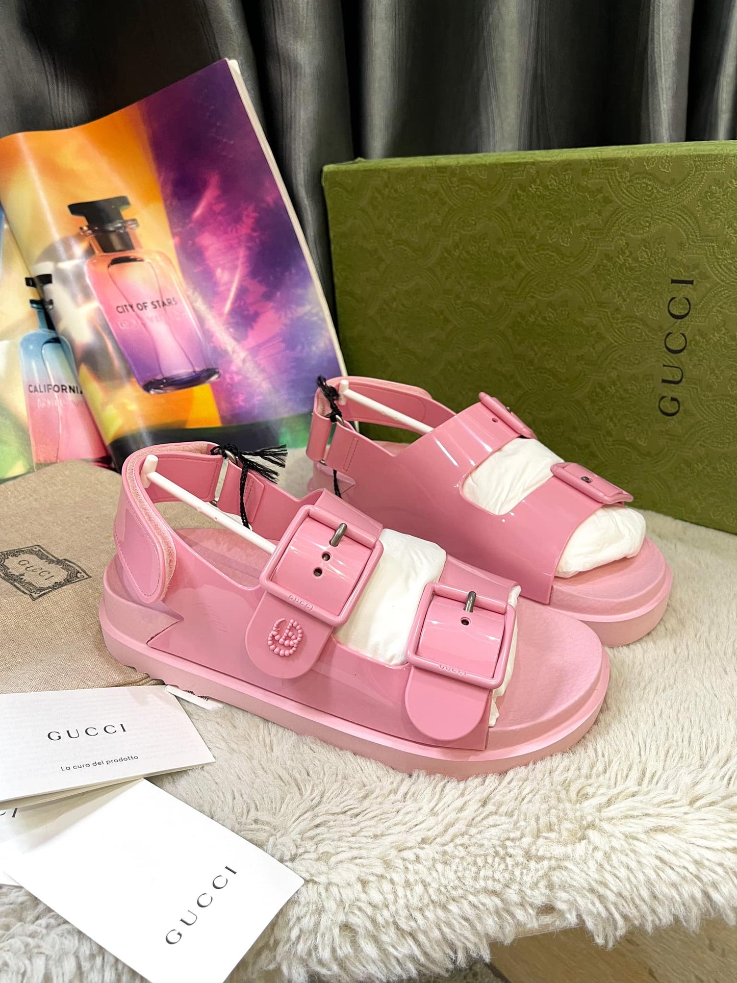 Sandal Gucci Nhựa Hồng Size 35
