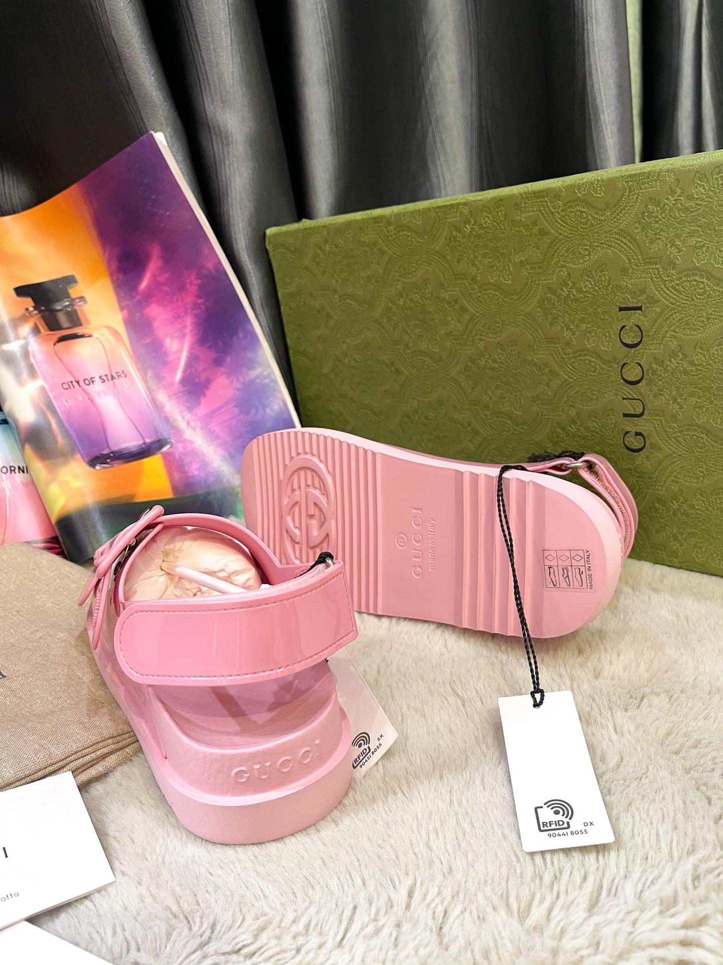 Sandal Gucci Nhựa Hồng Size 35