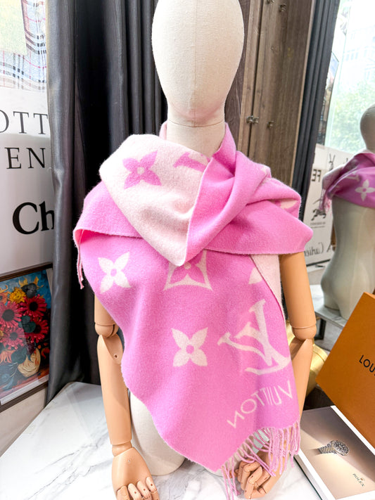 Khăn LV Cashmere Hồng