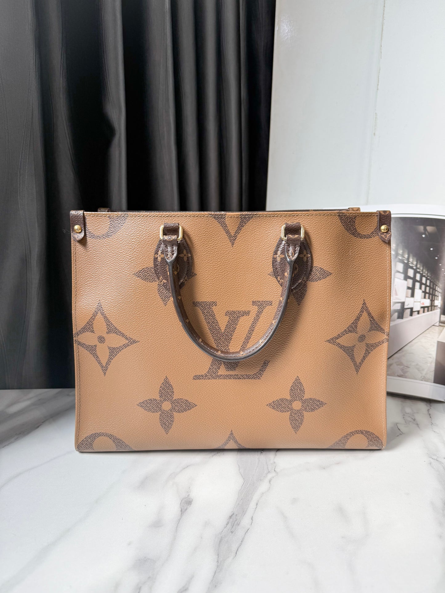LV On The Go MM