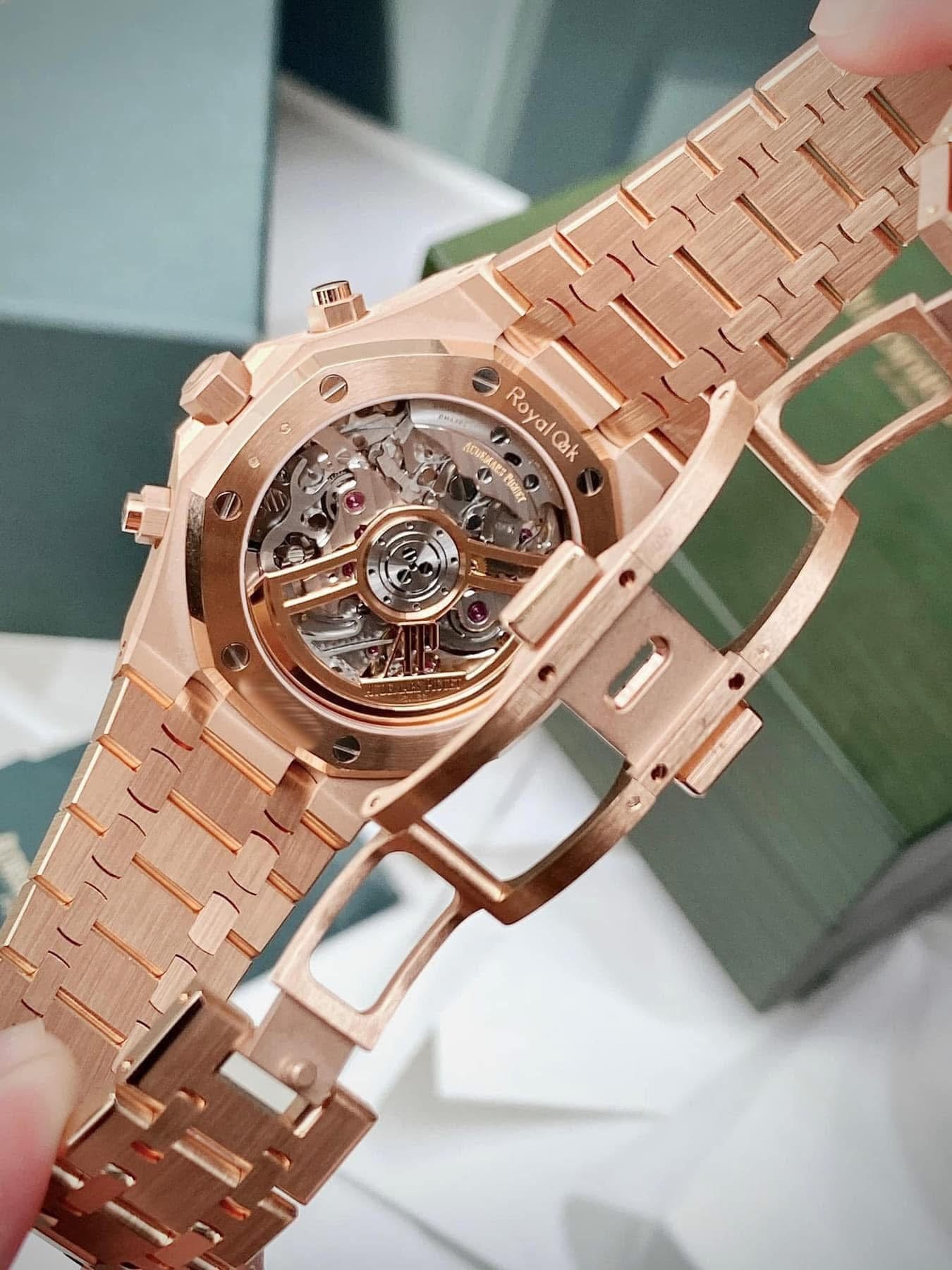 Đồng Hồ Audemars Piguet Royal Oak Rose Gold 26240OR Blue Dial