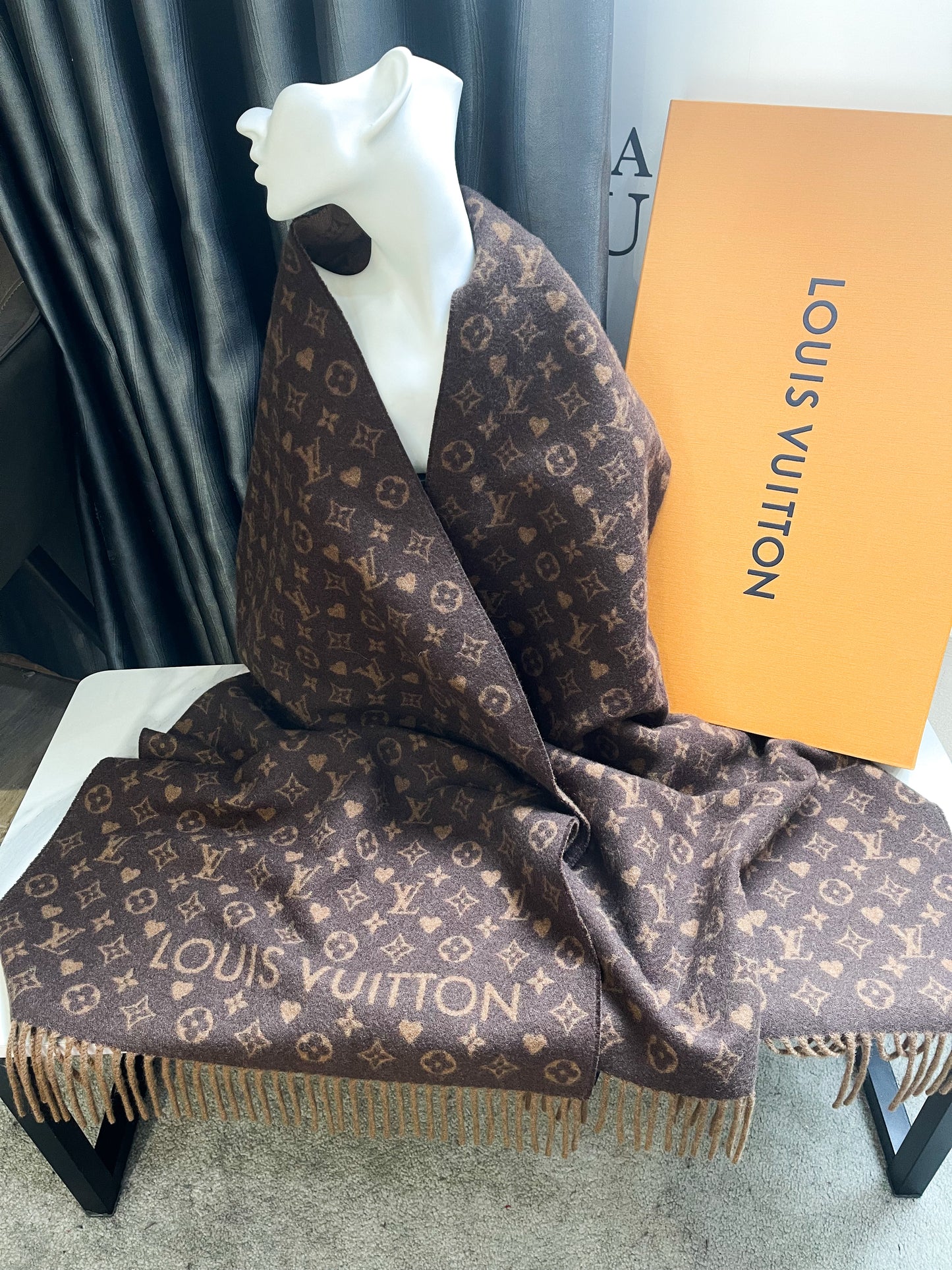 LV Cashmere scarf