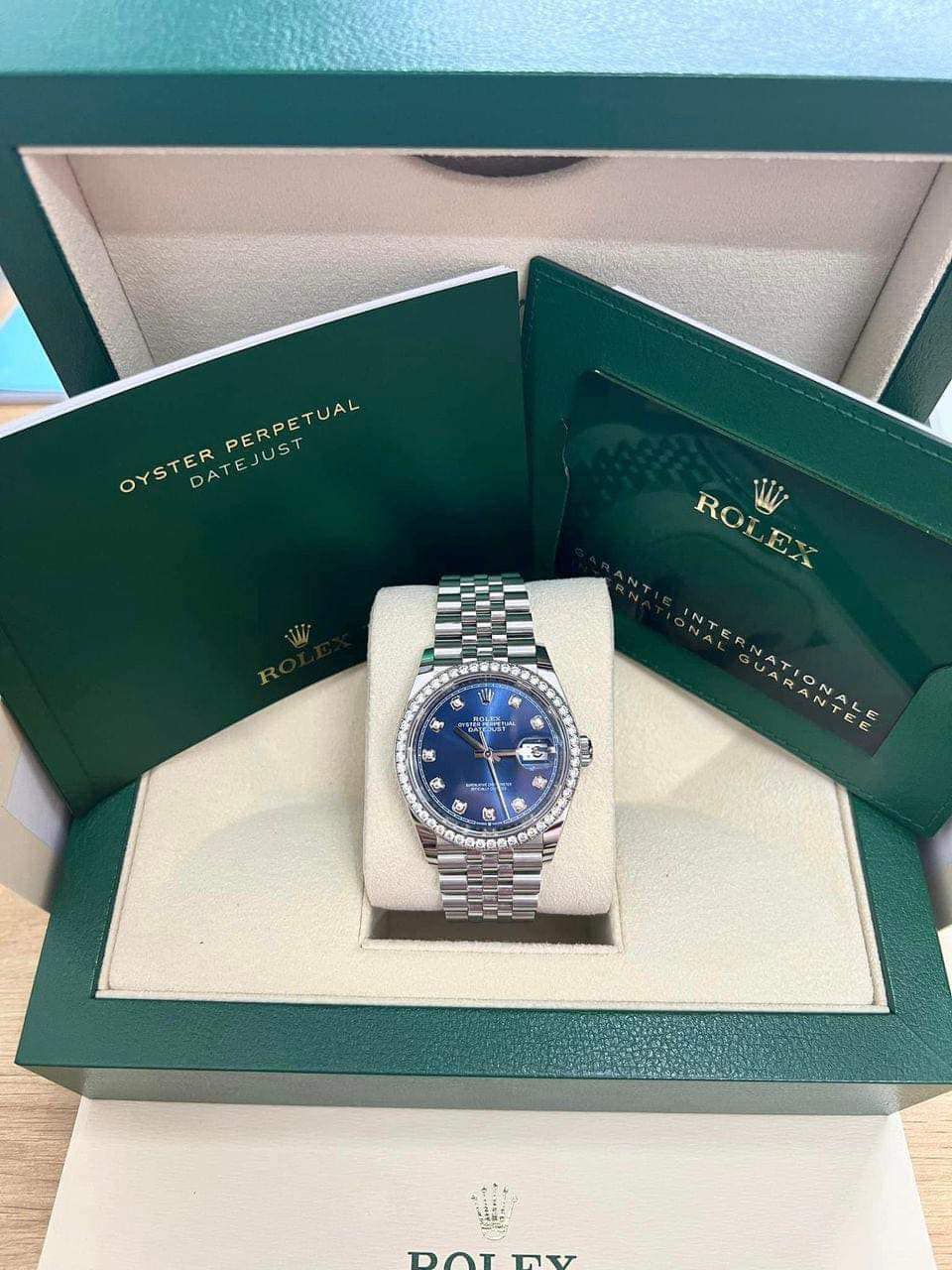 Rolex DateJust Blue Benzel Diamond Zin Size 36mm