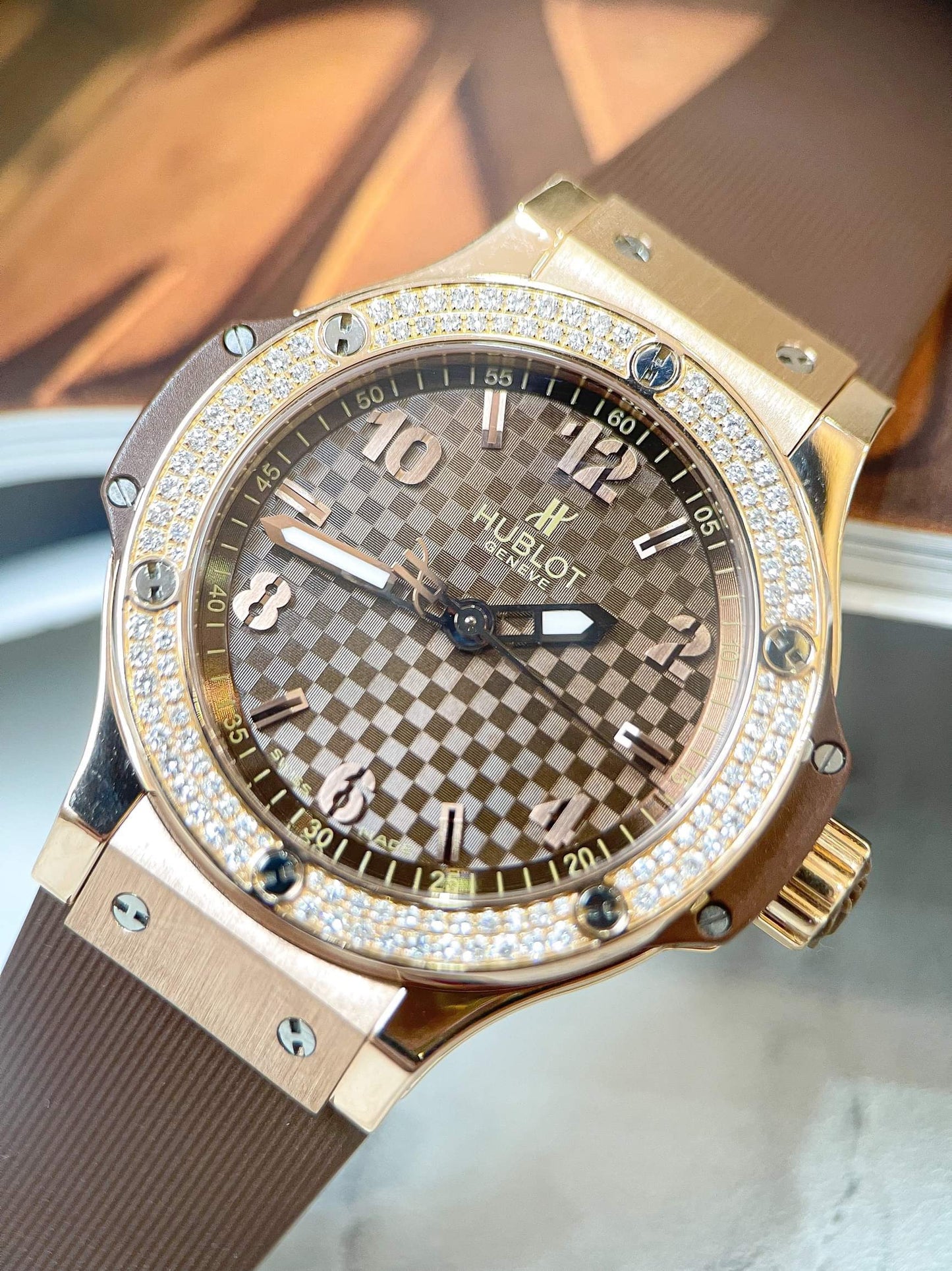 Đồng Hồ Hublot Bigbang 38mm King Gold Diamond Benzel Capuchino