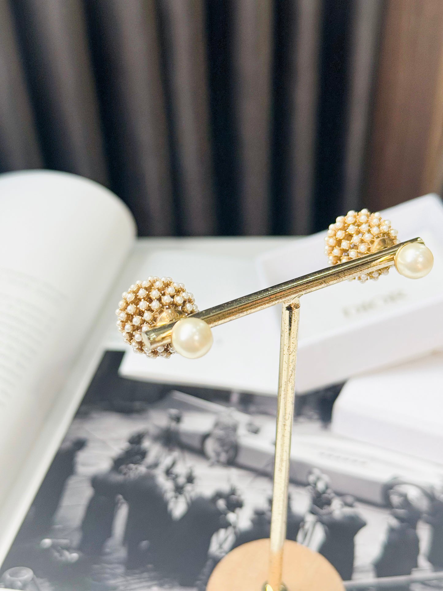 Khuyên Nụ Dior Used