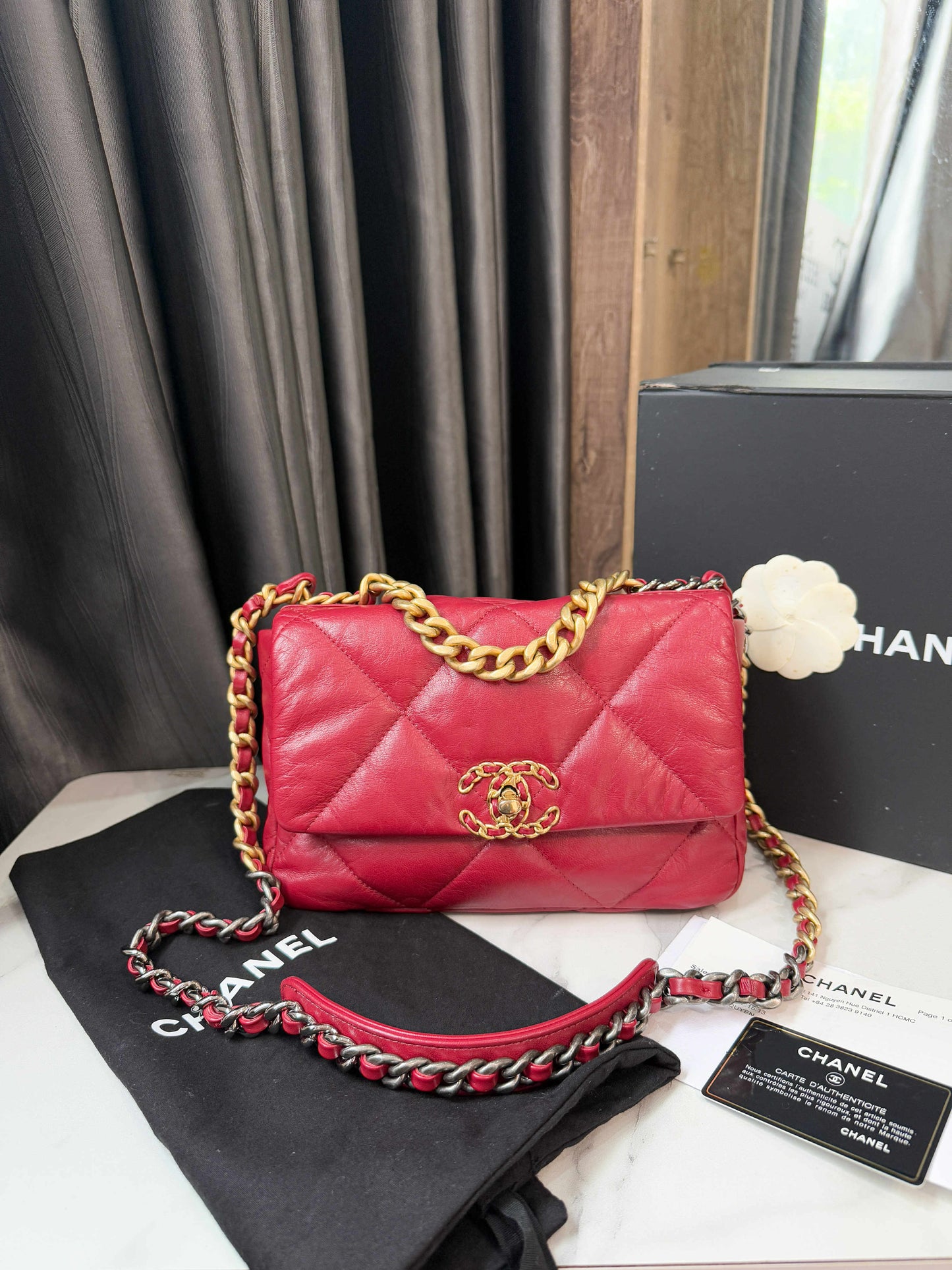 A A Chanel C22 Đỏ