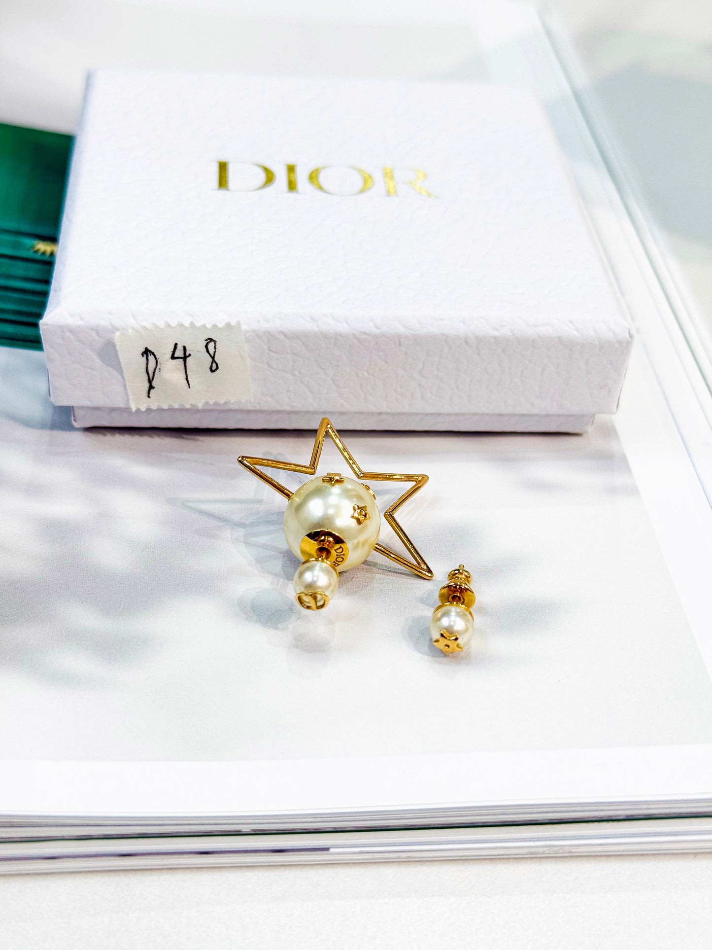Khuyên Tai Dior D48