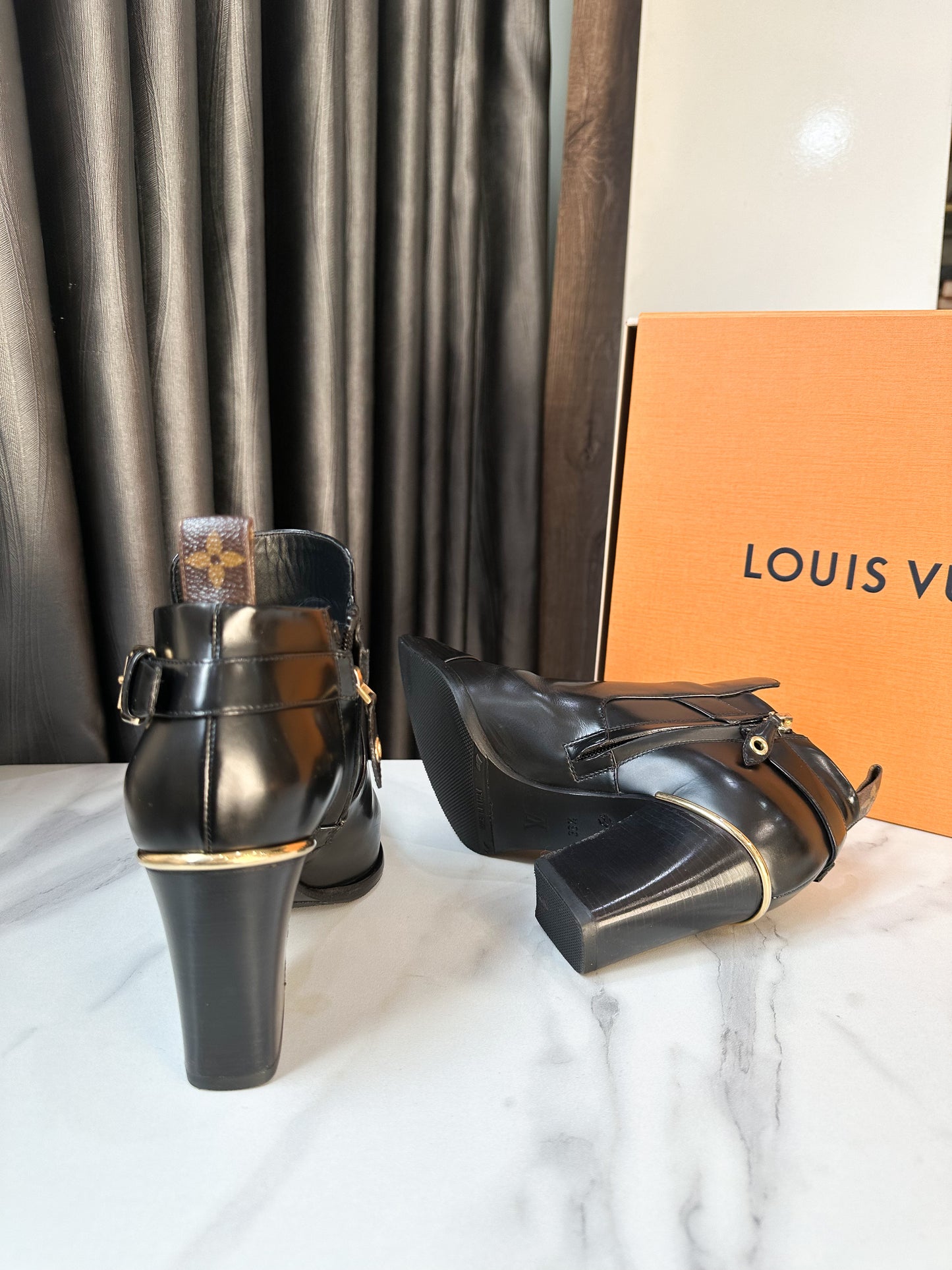 Boot LV Đen Size 36.5