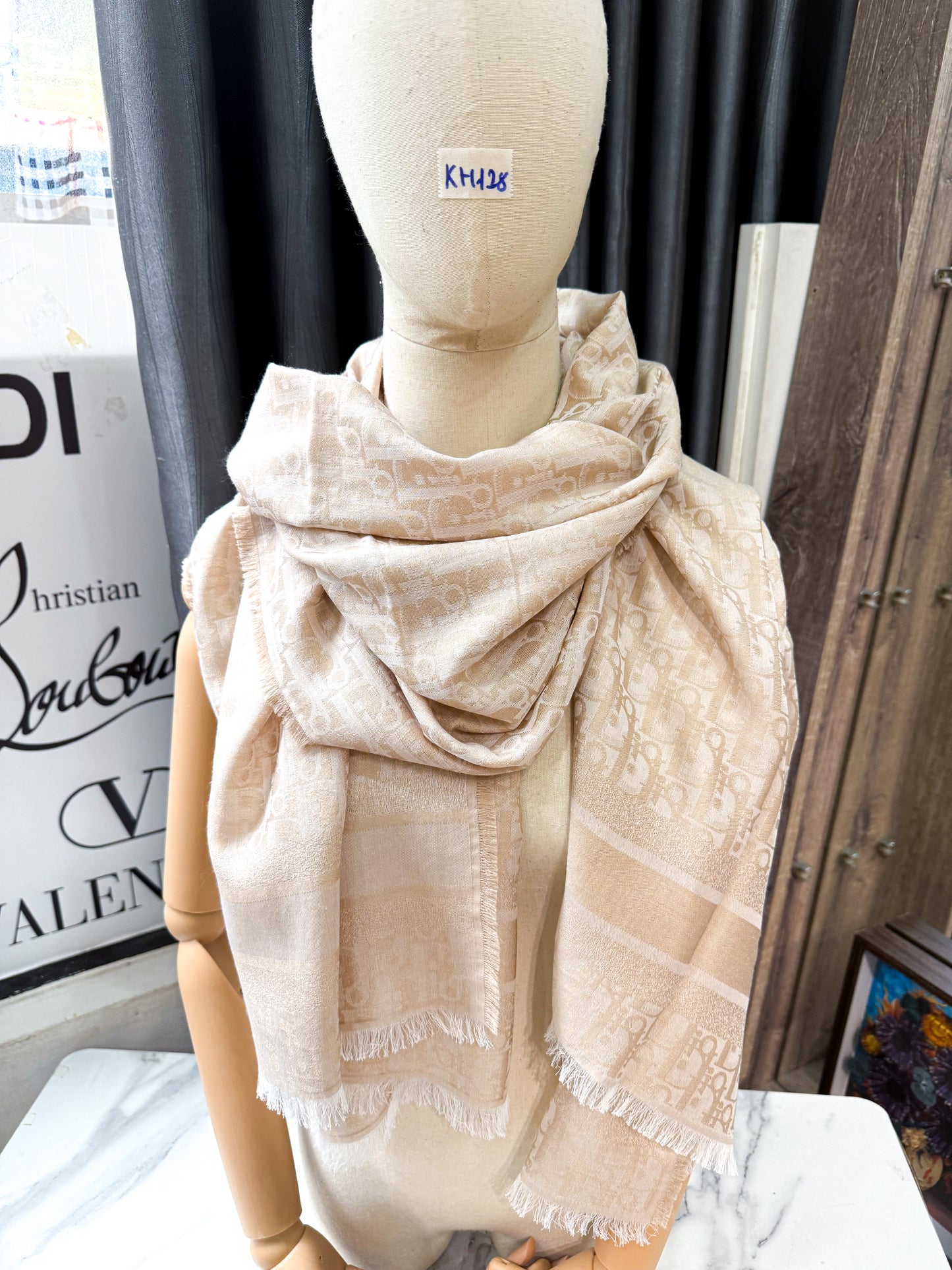 Khăn Choàng Dior KH128