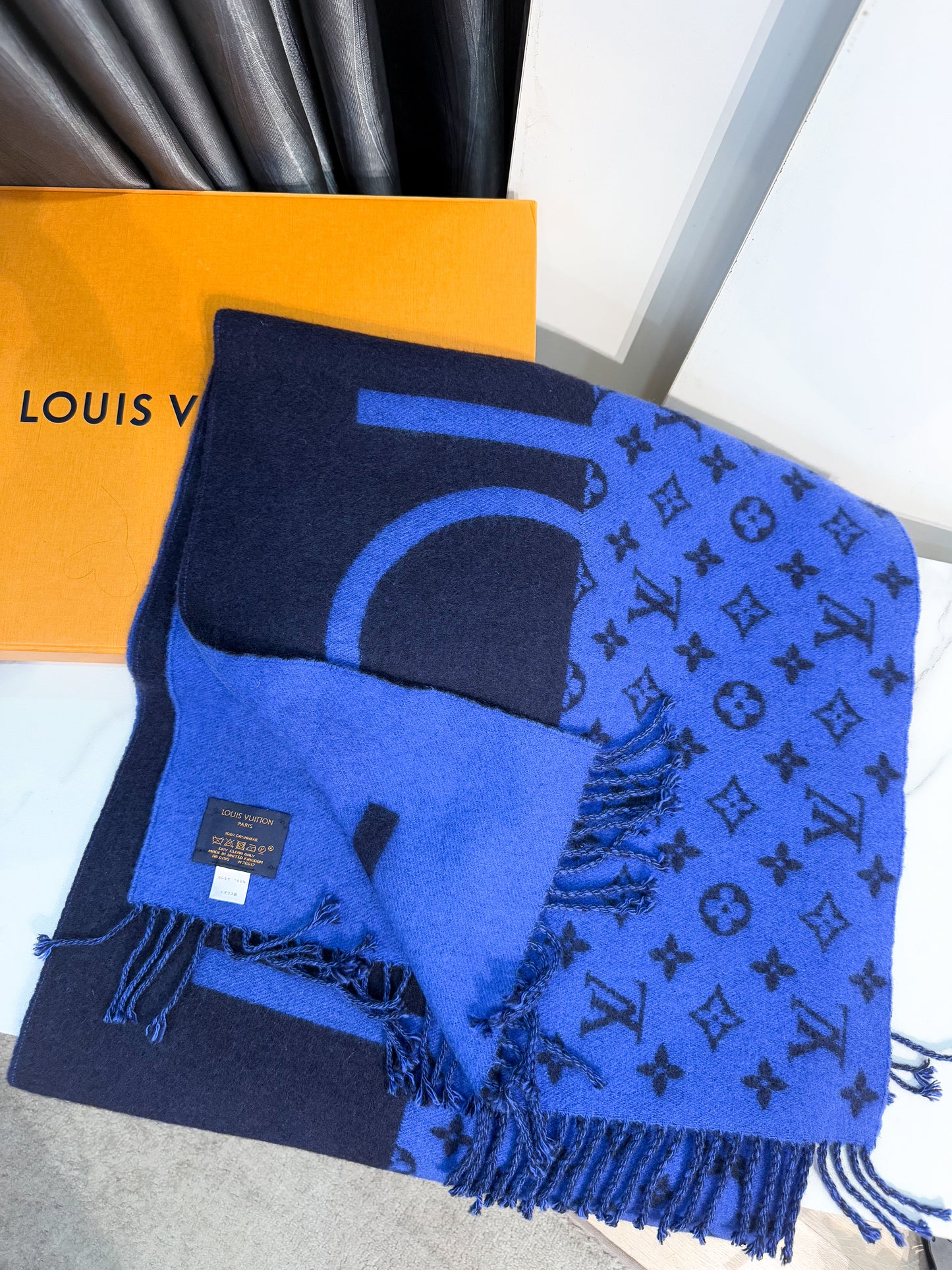 Khăn LV Cashmere Xanh