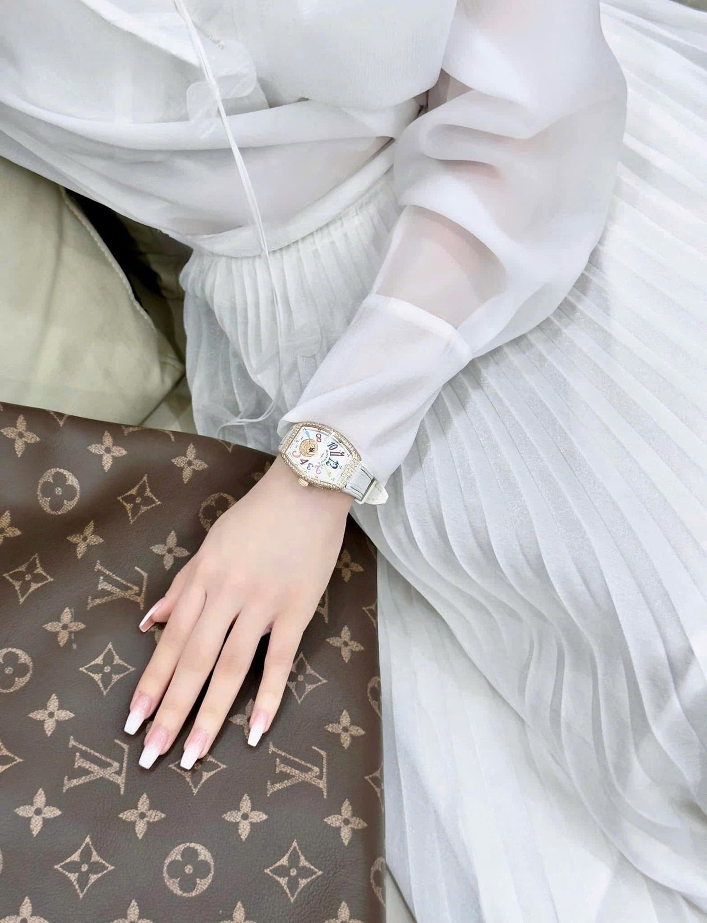 Đồng Hồ Franck Muller V32 Moonphase Rose Gold Diamond