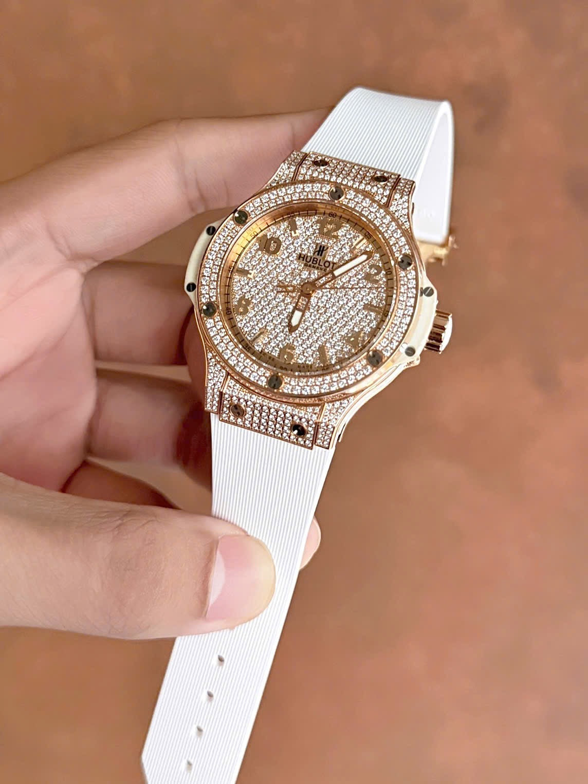 Đồng Hồ Hublot Bigbang 38mm King Gold Full Diamond Zin