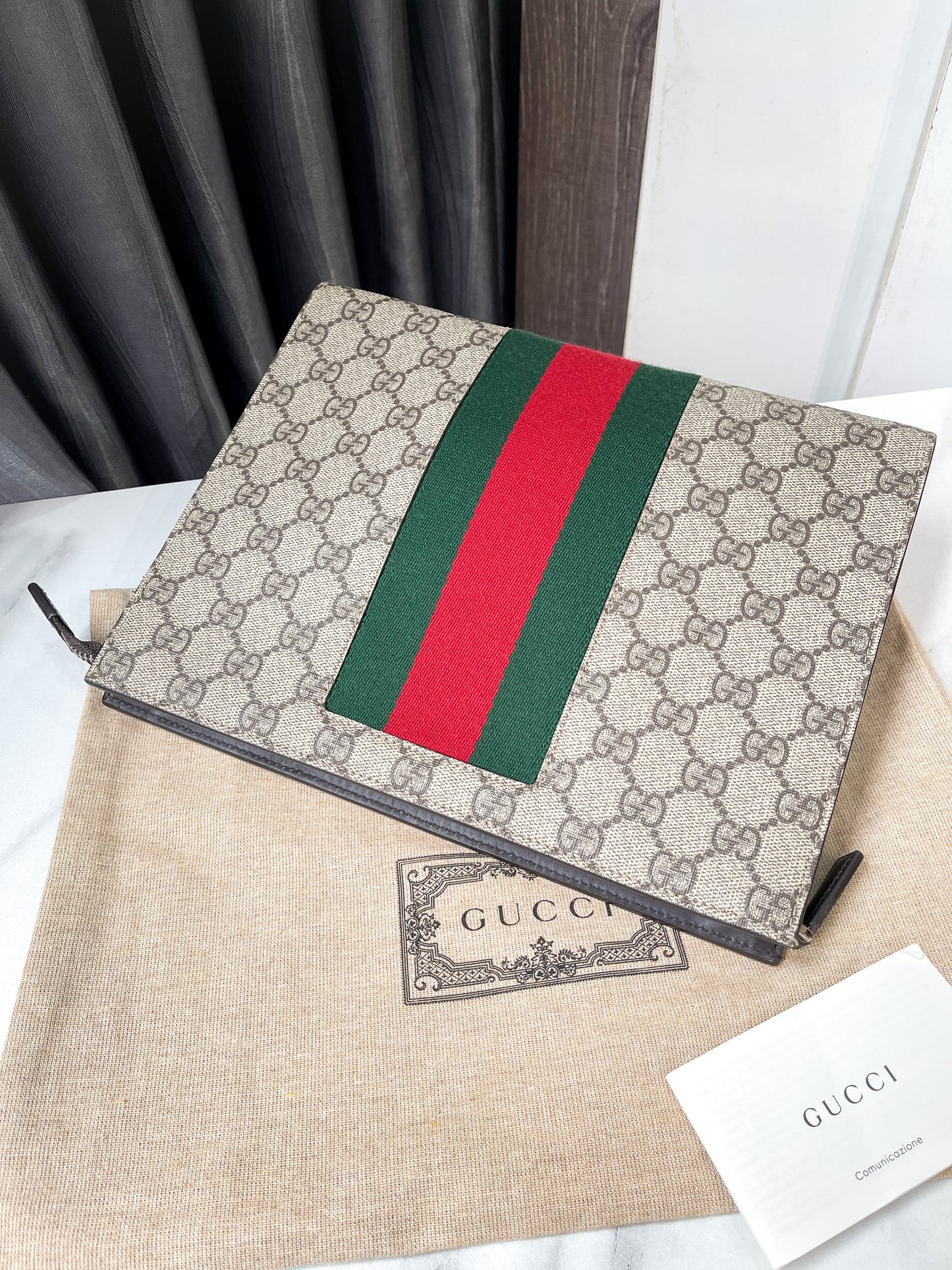 A Clutch Gucci New