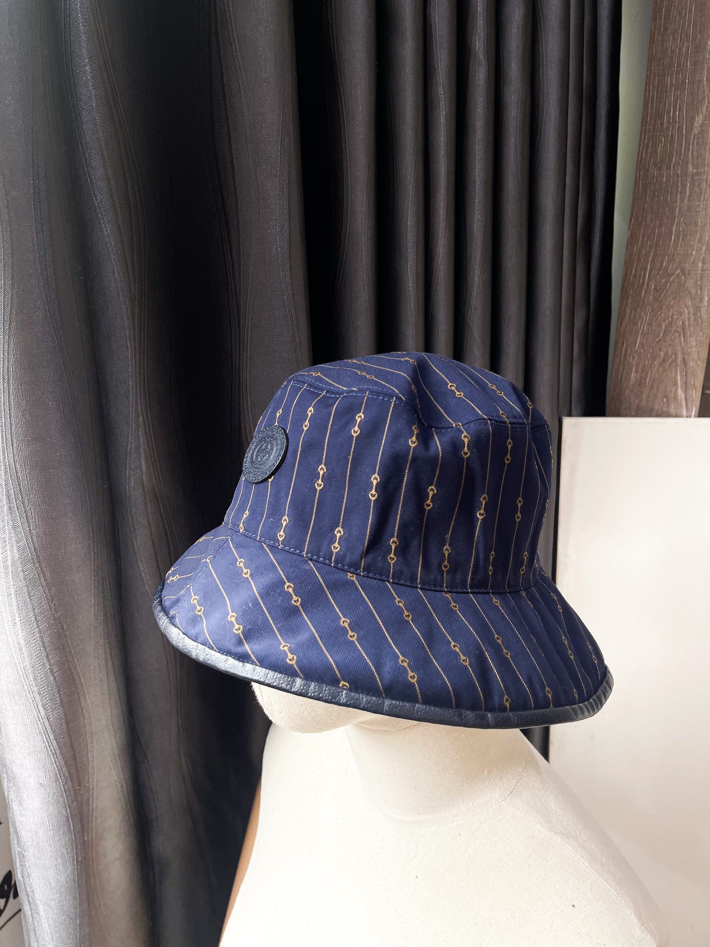 Mũ Gucci New Size M Dùng 2 Mặt
