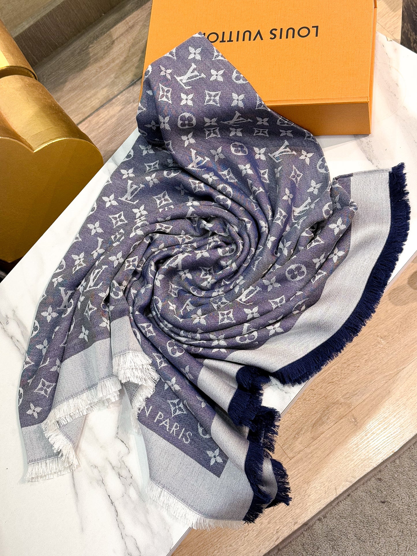 Khăn LV Denim Xanh New