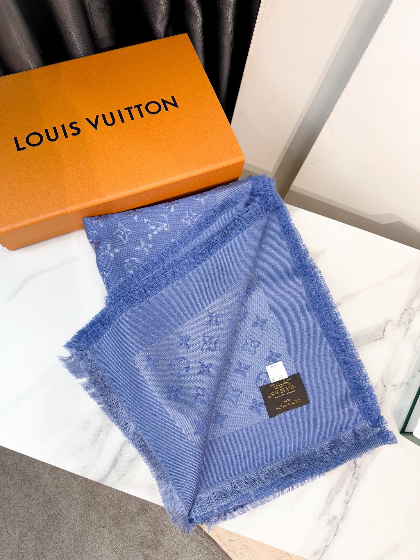 Khăn LV Xanh Khổ 140x140