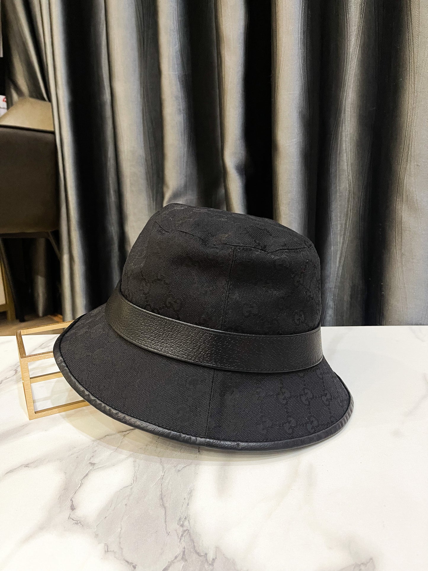 Mũ Gucci GG Đen