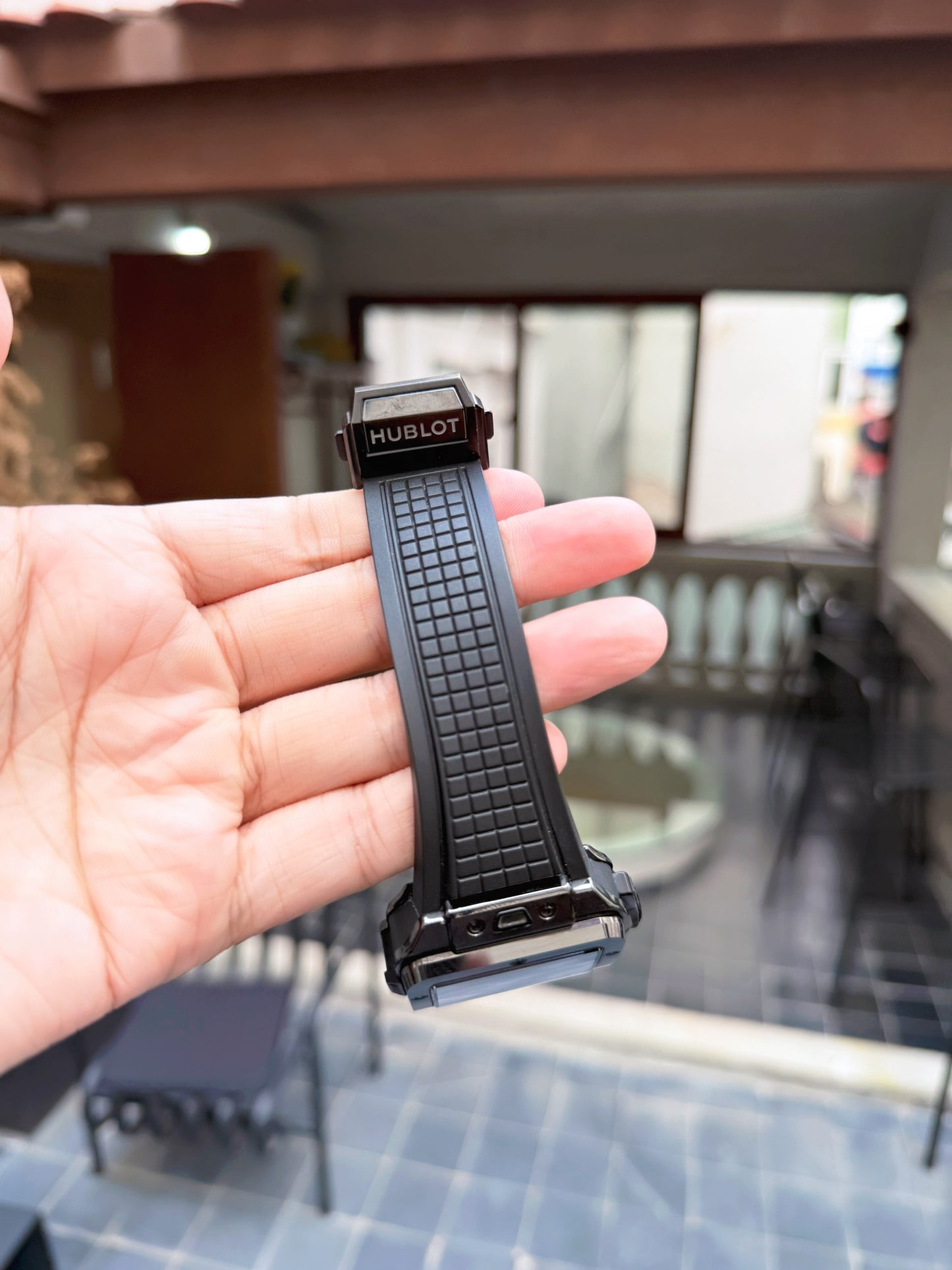 Đồng Hồ Hublot Square Bang Unico Ceramic 42mm Black