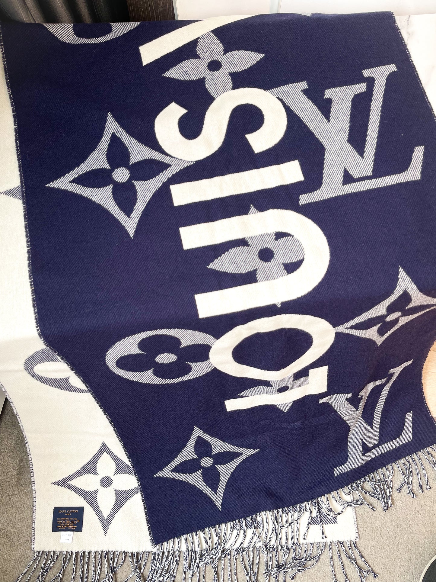 Khăn LV Xanh Len + Cashmere