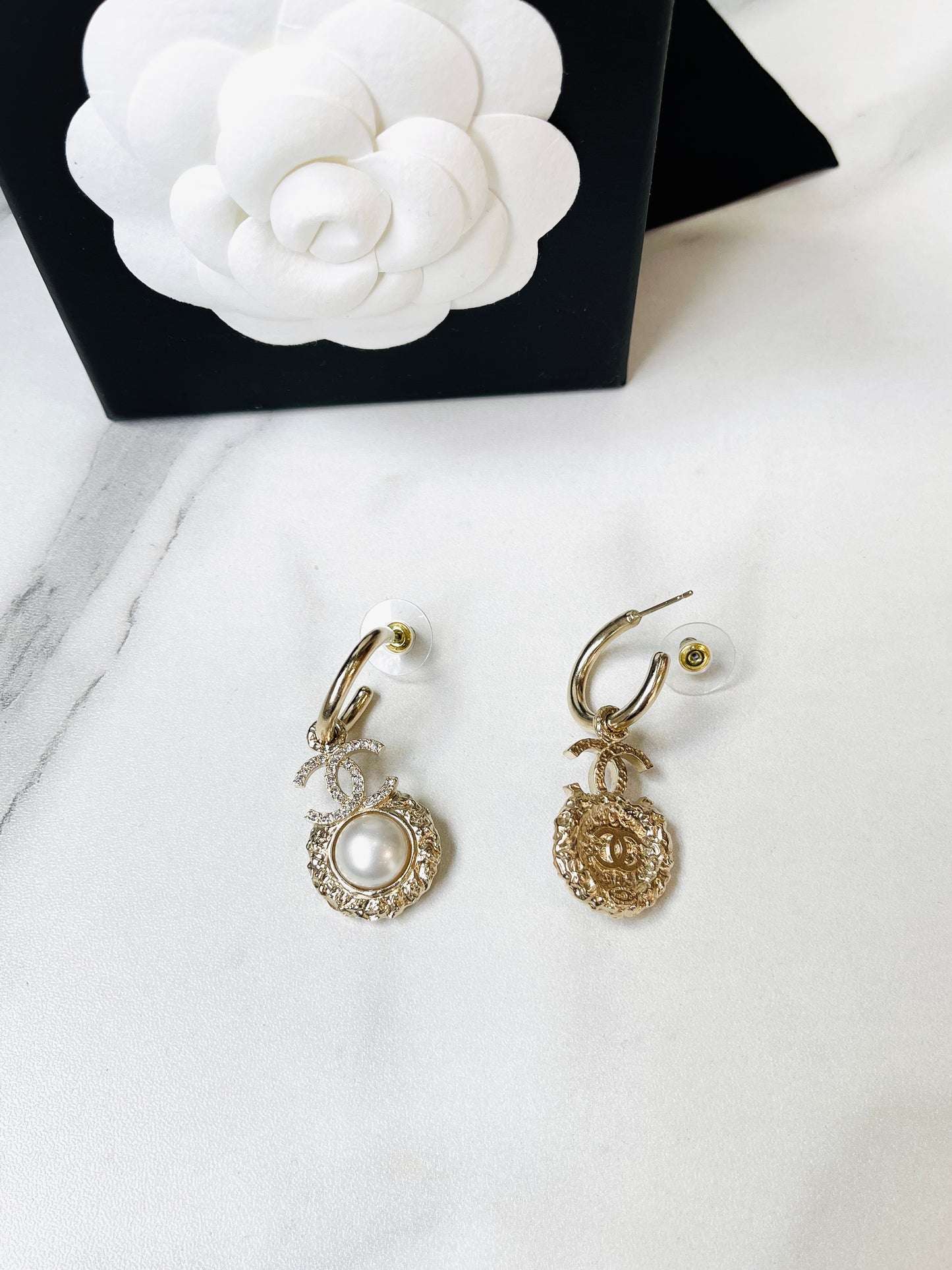 Khuyên Tai Chanel New