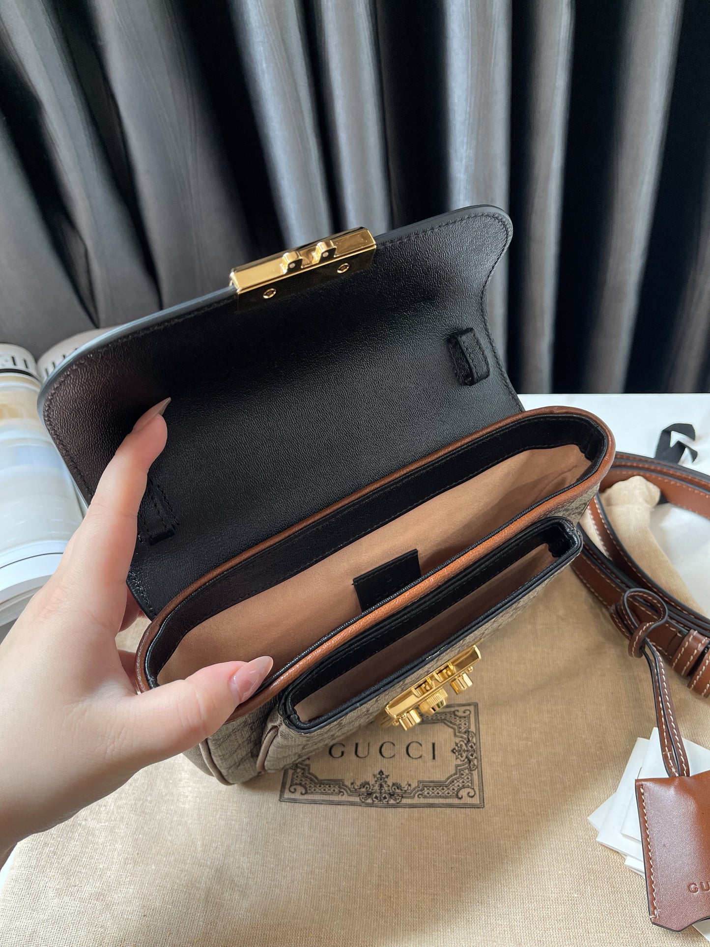 Túi Chéo Gucci New