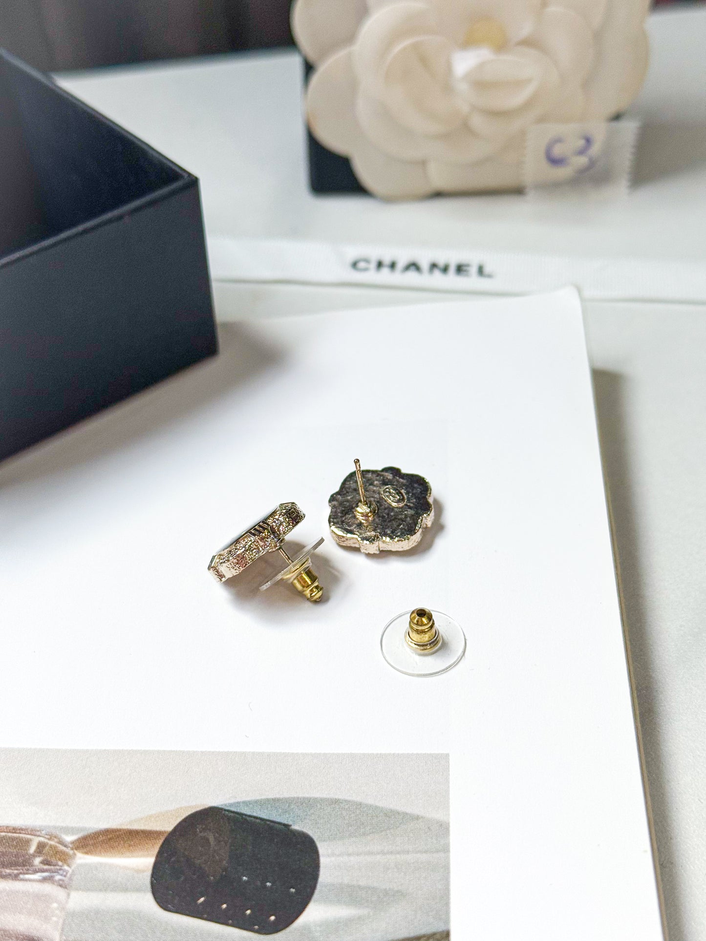 Khuyên Tai Chanel C3 Used