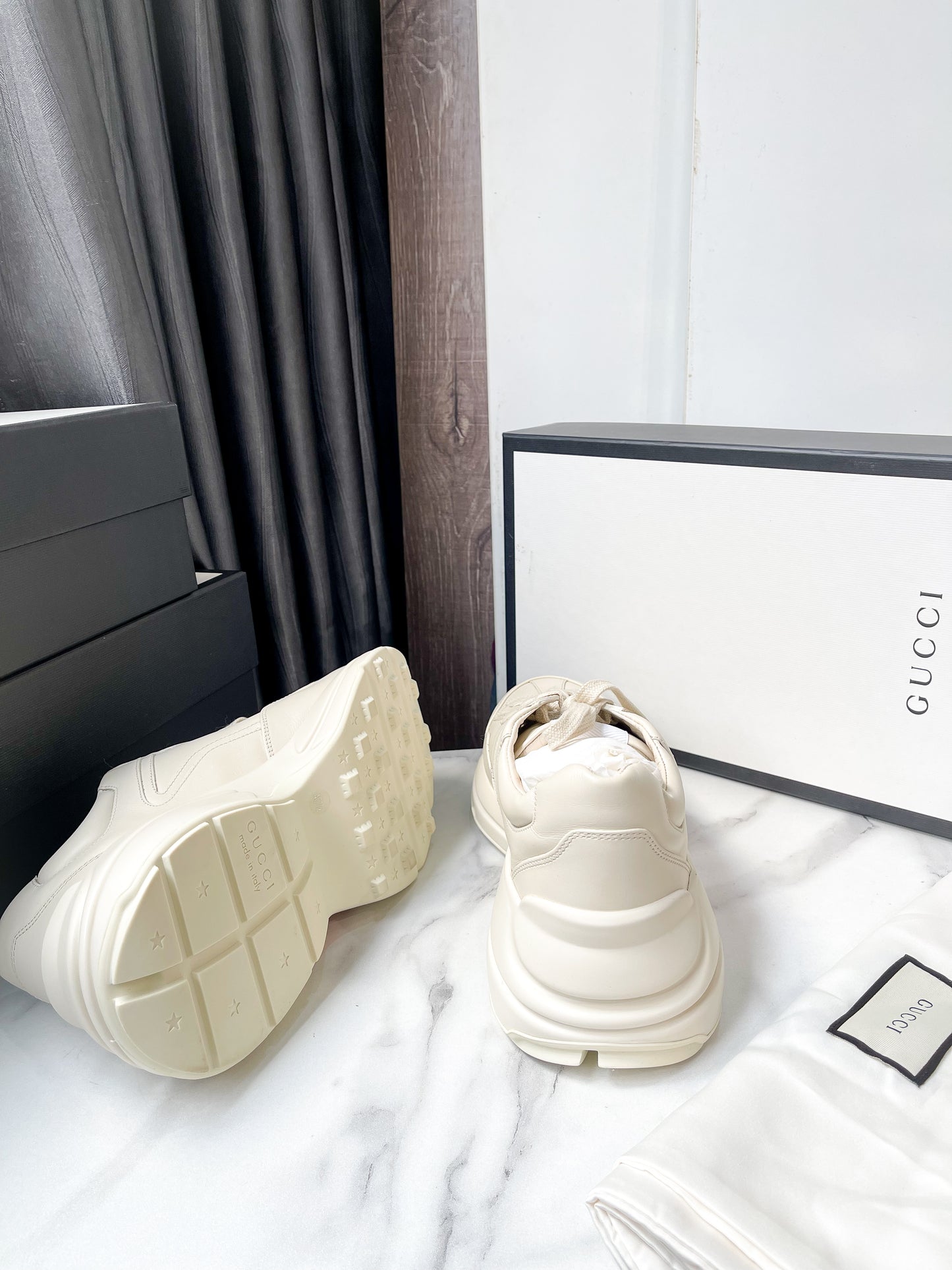 Giày Gucci Táo New Size 40.5