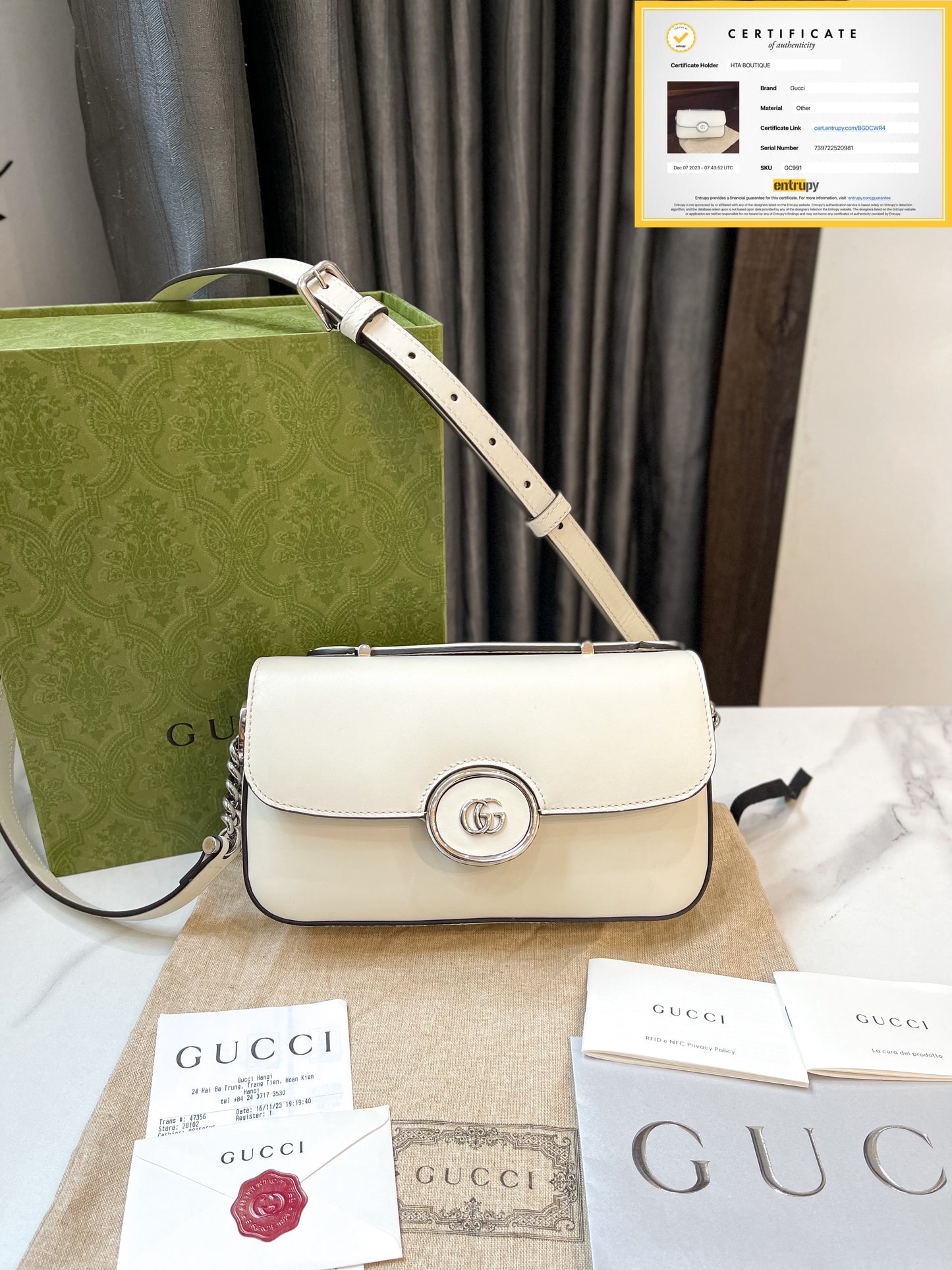 Gucci White