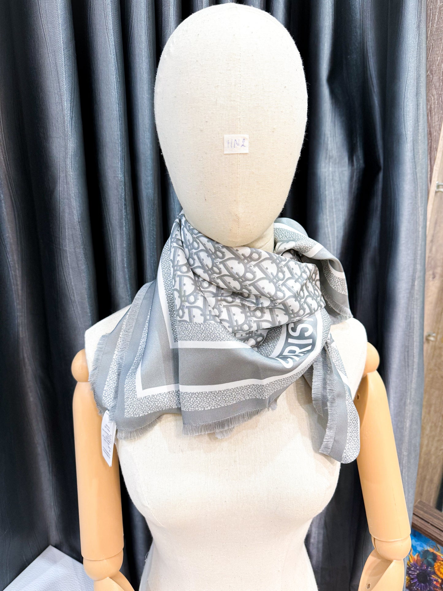 Khăn Lụa Dior New Khổ 70x70 HN2 24/10