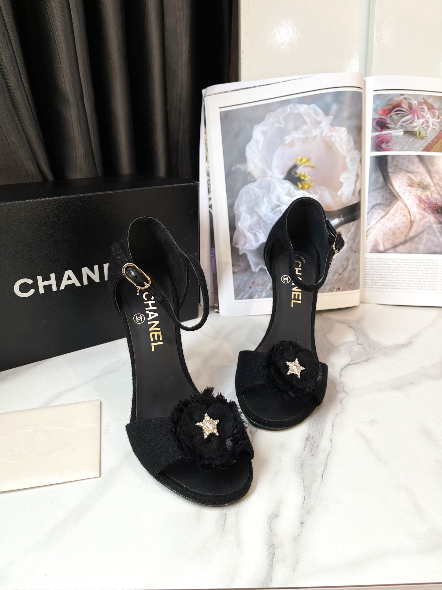 Sandal Chanel Size 37C