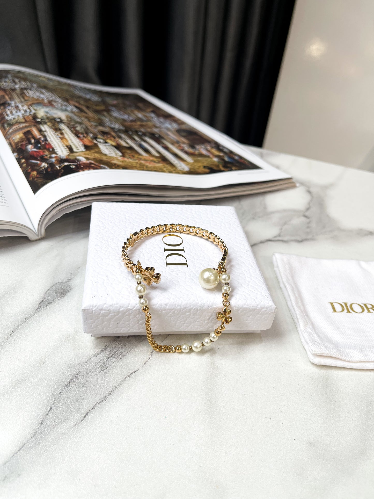Lắc Tay Dior