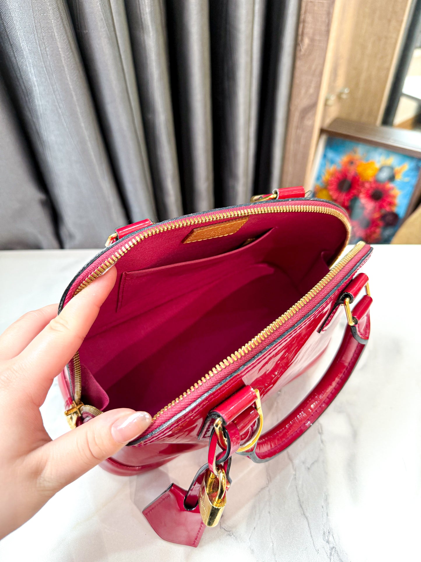 LV Alma BB Đỏ Vernis