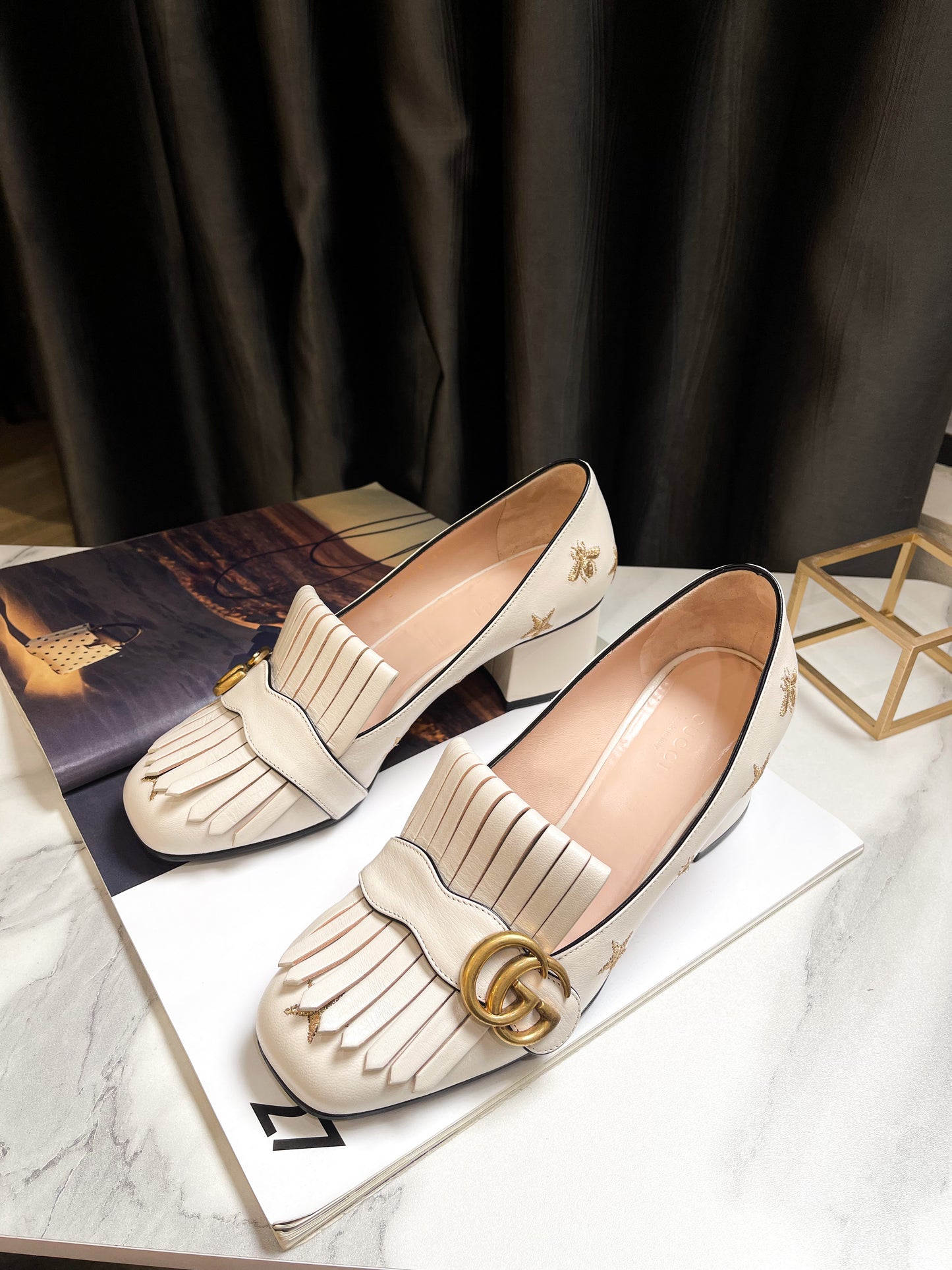 Giày Gucci Pump Trắng