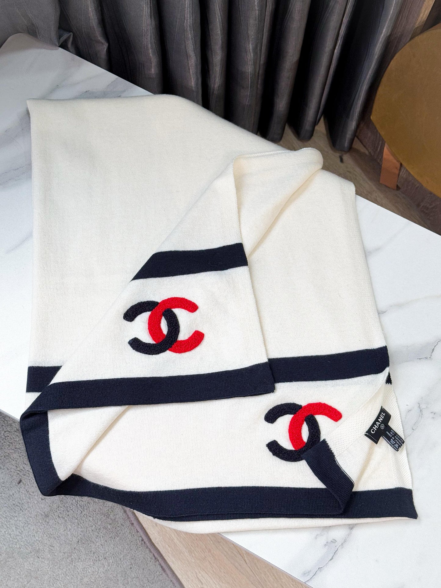 Khăn Choàng Chanel 26/2