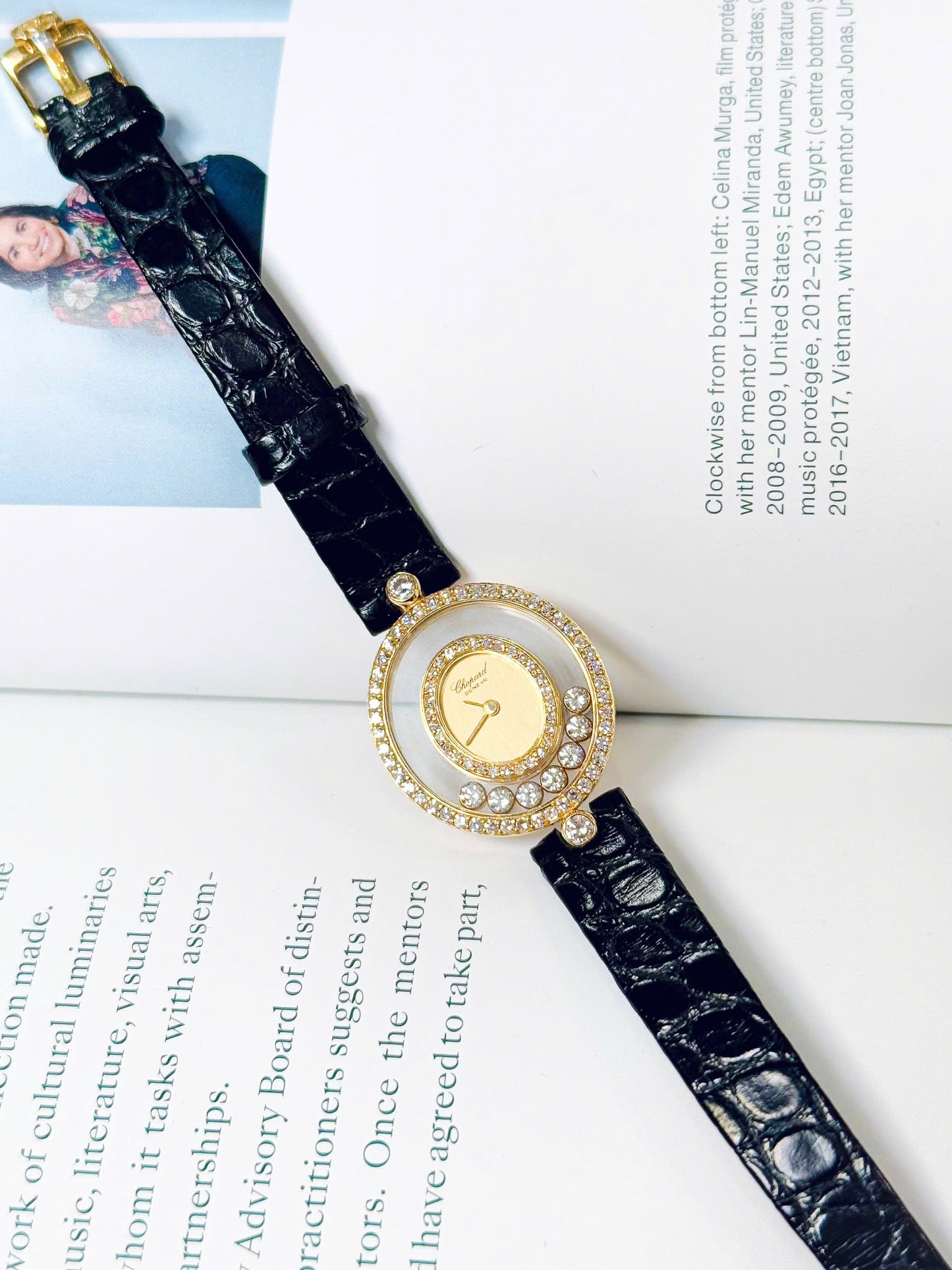 Đồng Hồ Chopard Happy Diamonds Oval