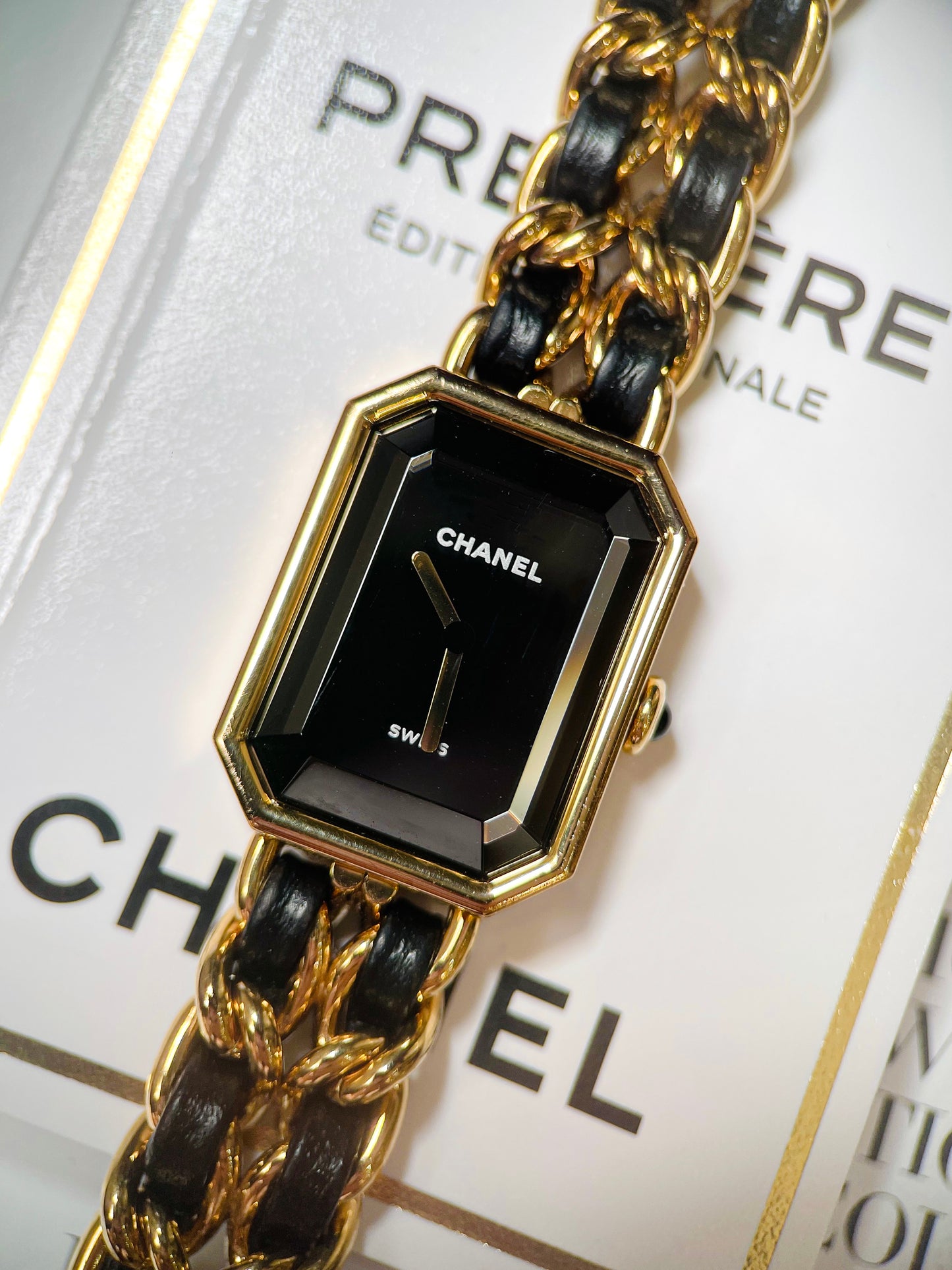 Đồng Hồ Chanel