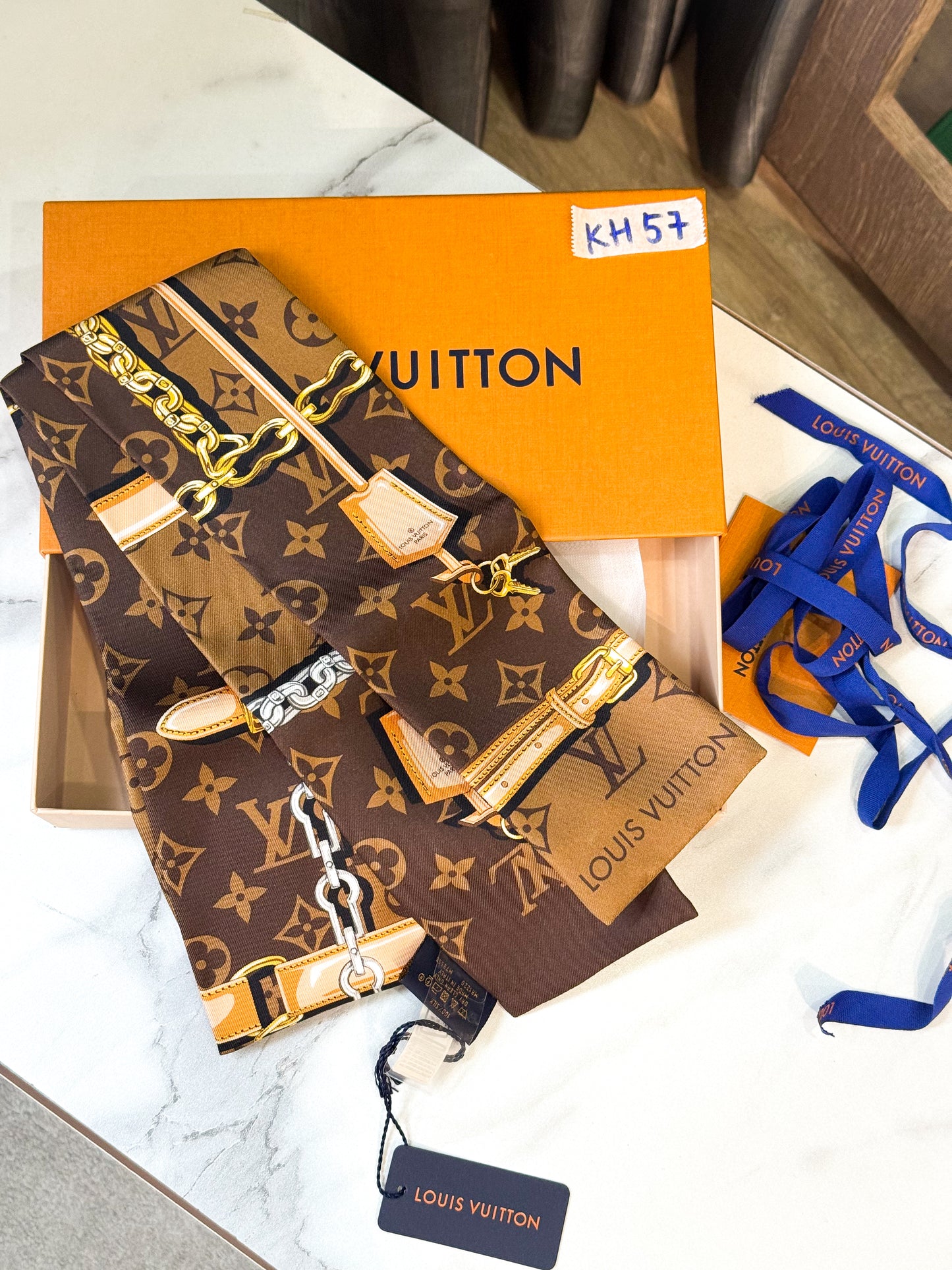 Khăn Twilly LV KH57 28/11