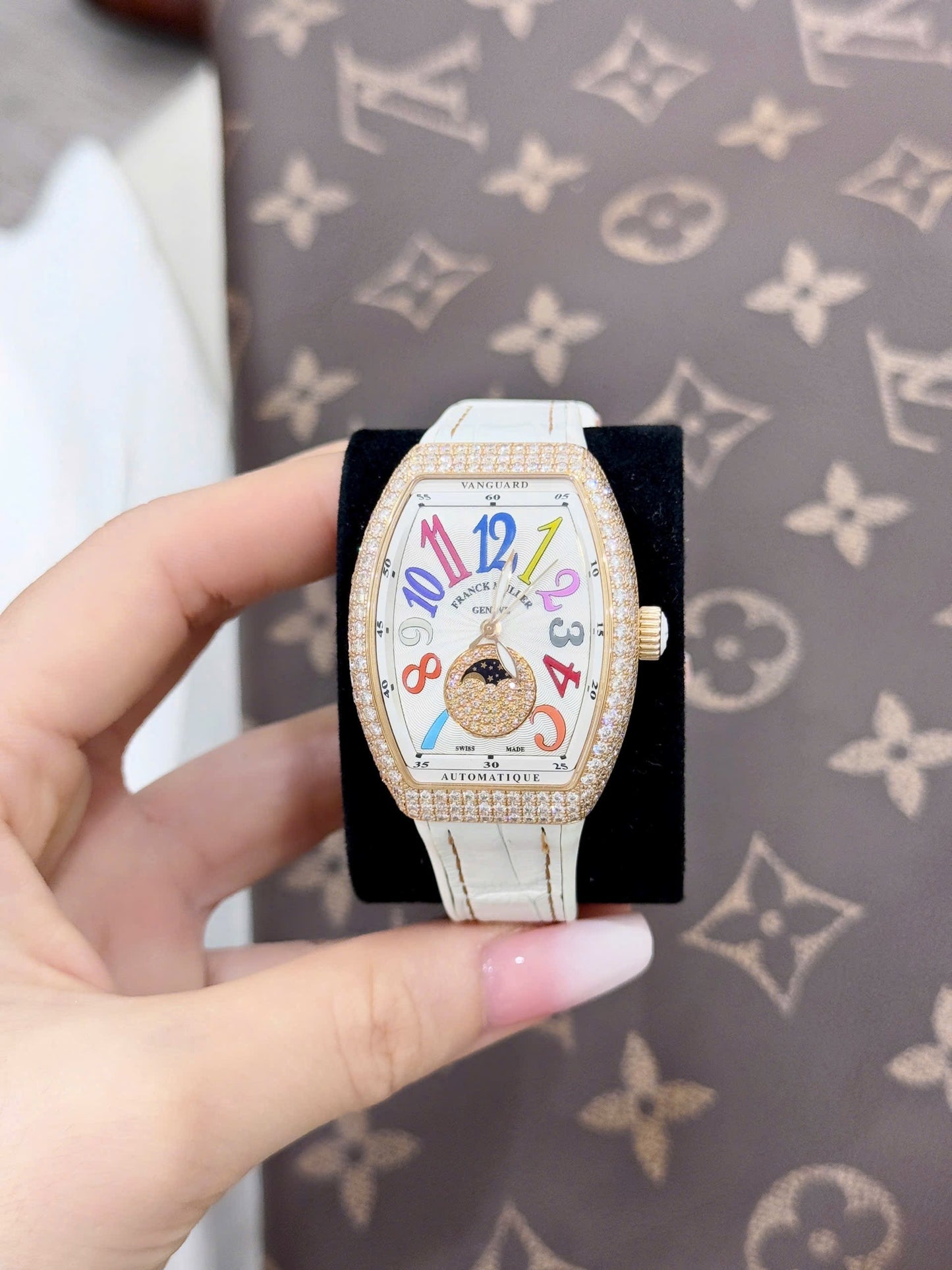 Đồng Hồ Franck Muller V32 Moonphase Rose Gold Diamond