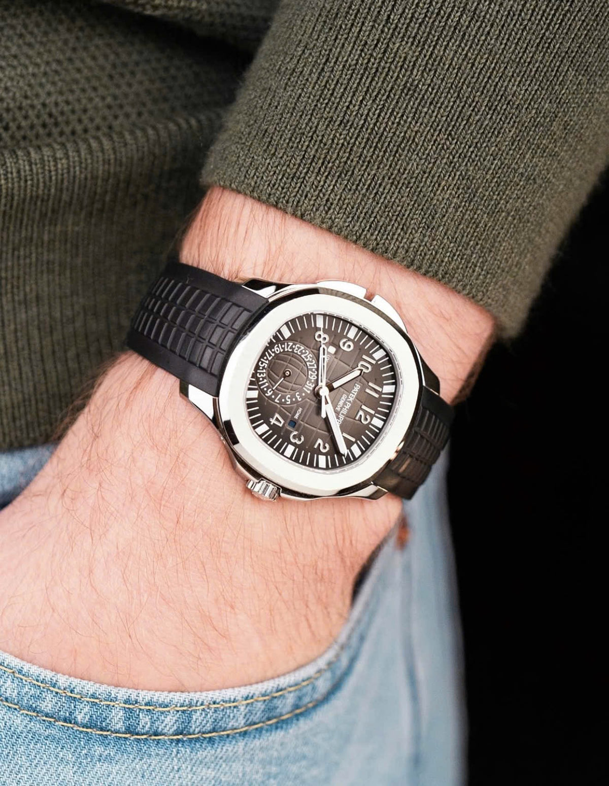 Đồng Hồ Patek Philippe Aquanaut 5164A Travel Time