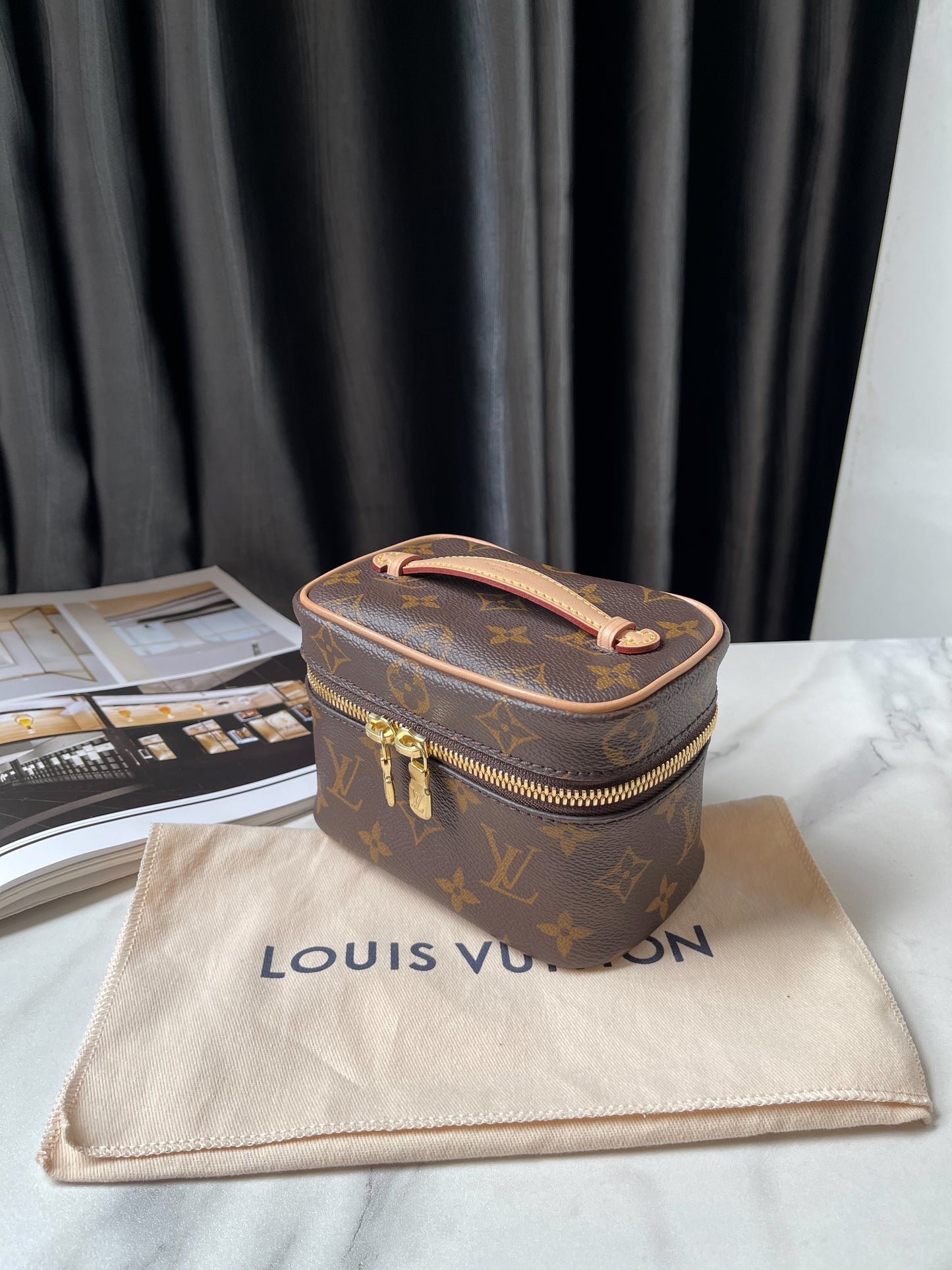A LV Nice Nano