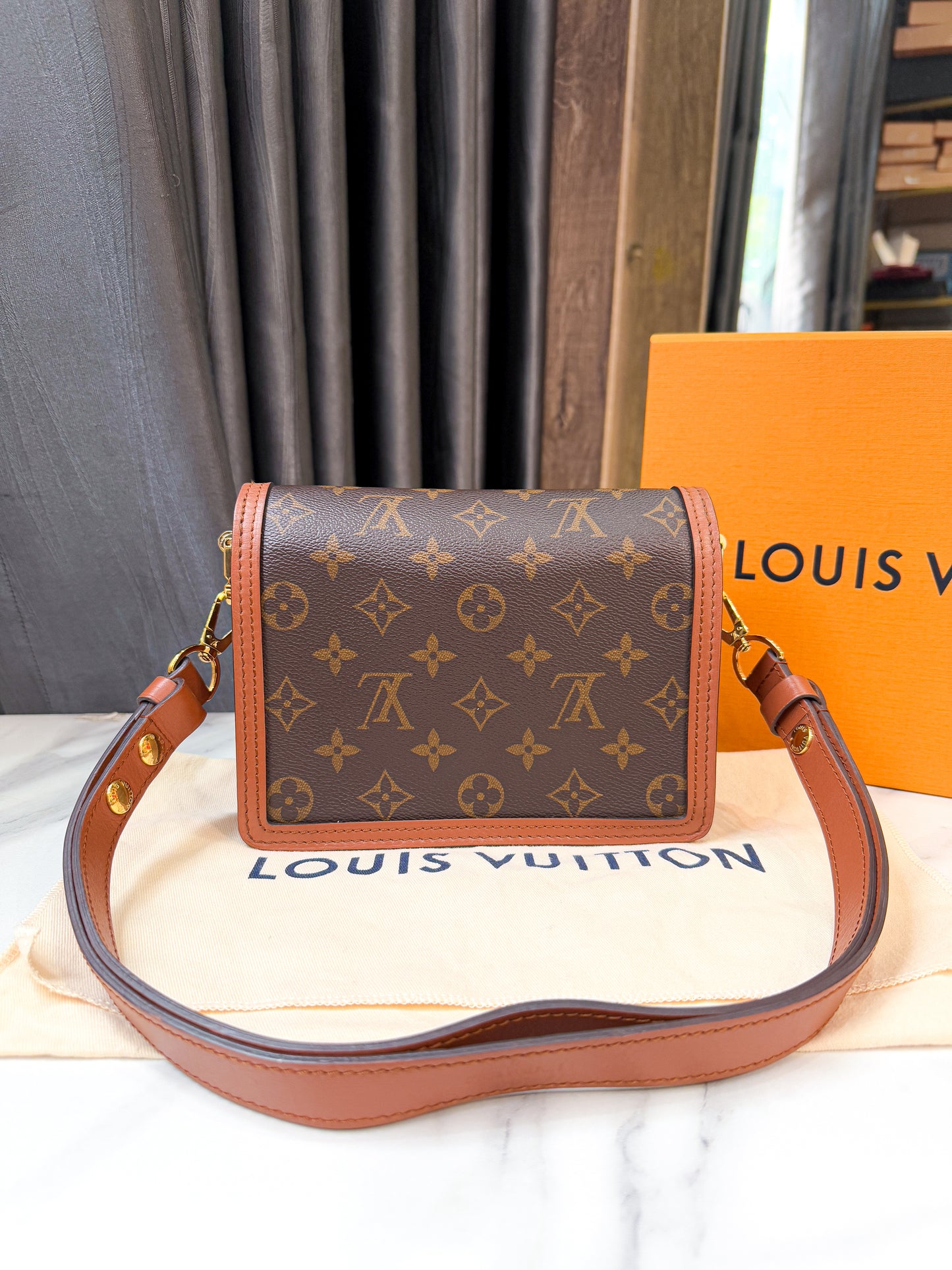 Dauphine LV Mini