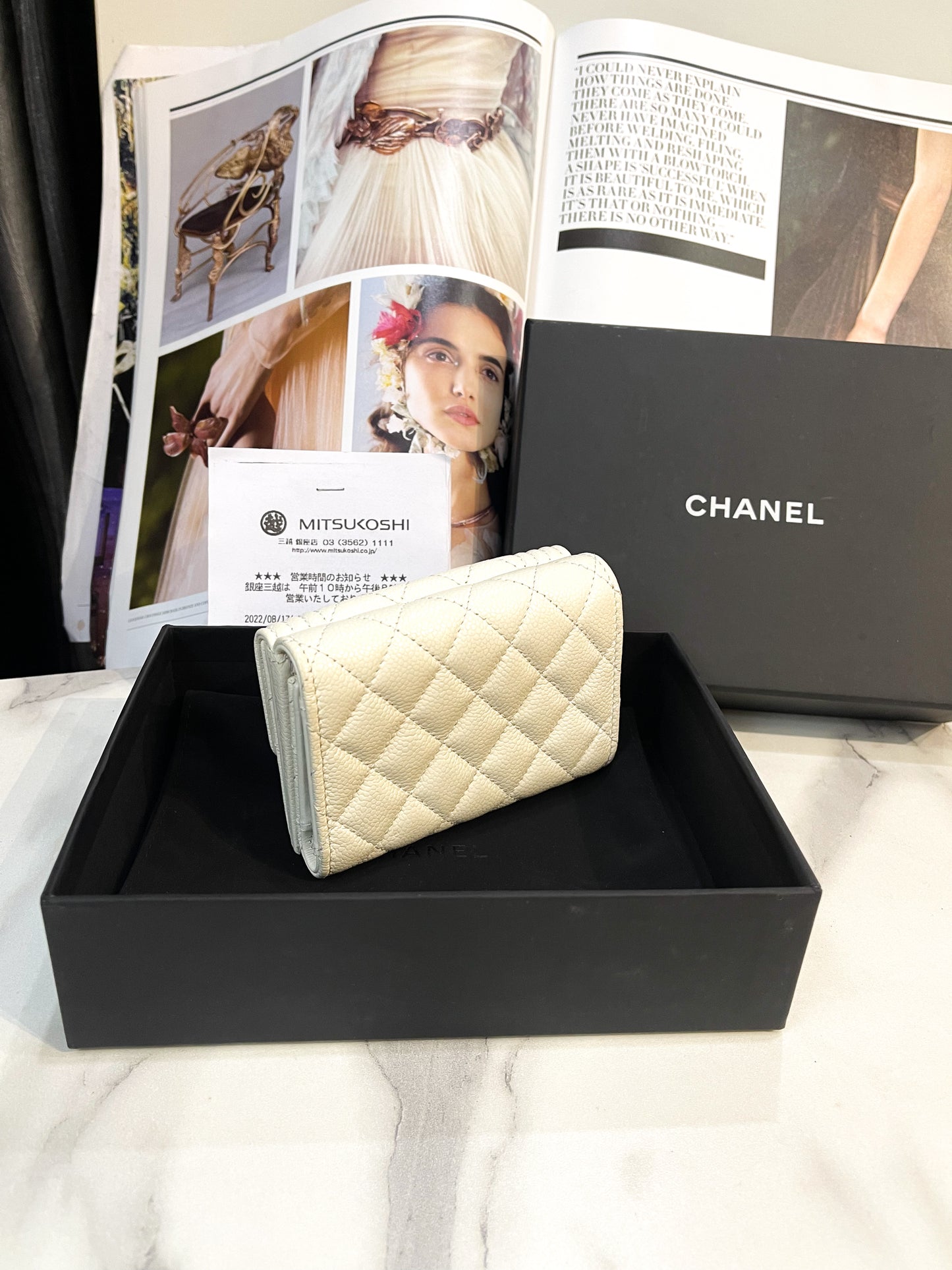 Ví Gấp Chanel Trắng Caviar