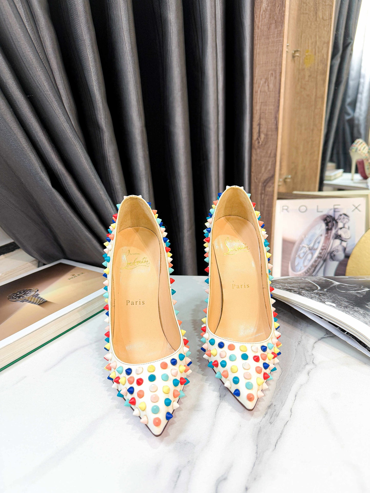 Giày Cao Gót LBT Đinh Trắng Size 37.5