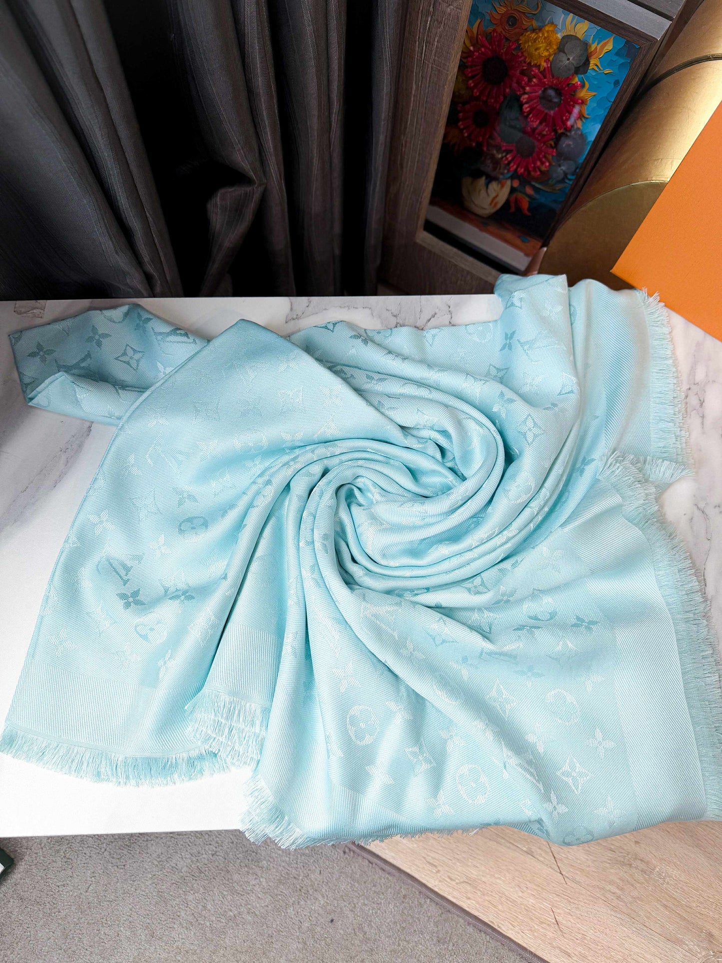 Khăn LV Xanh Pastel 30/4