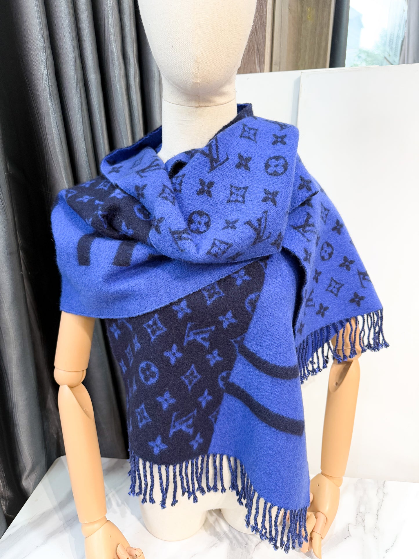 Khăn LV Cashmere Xanh