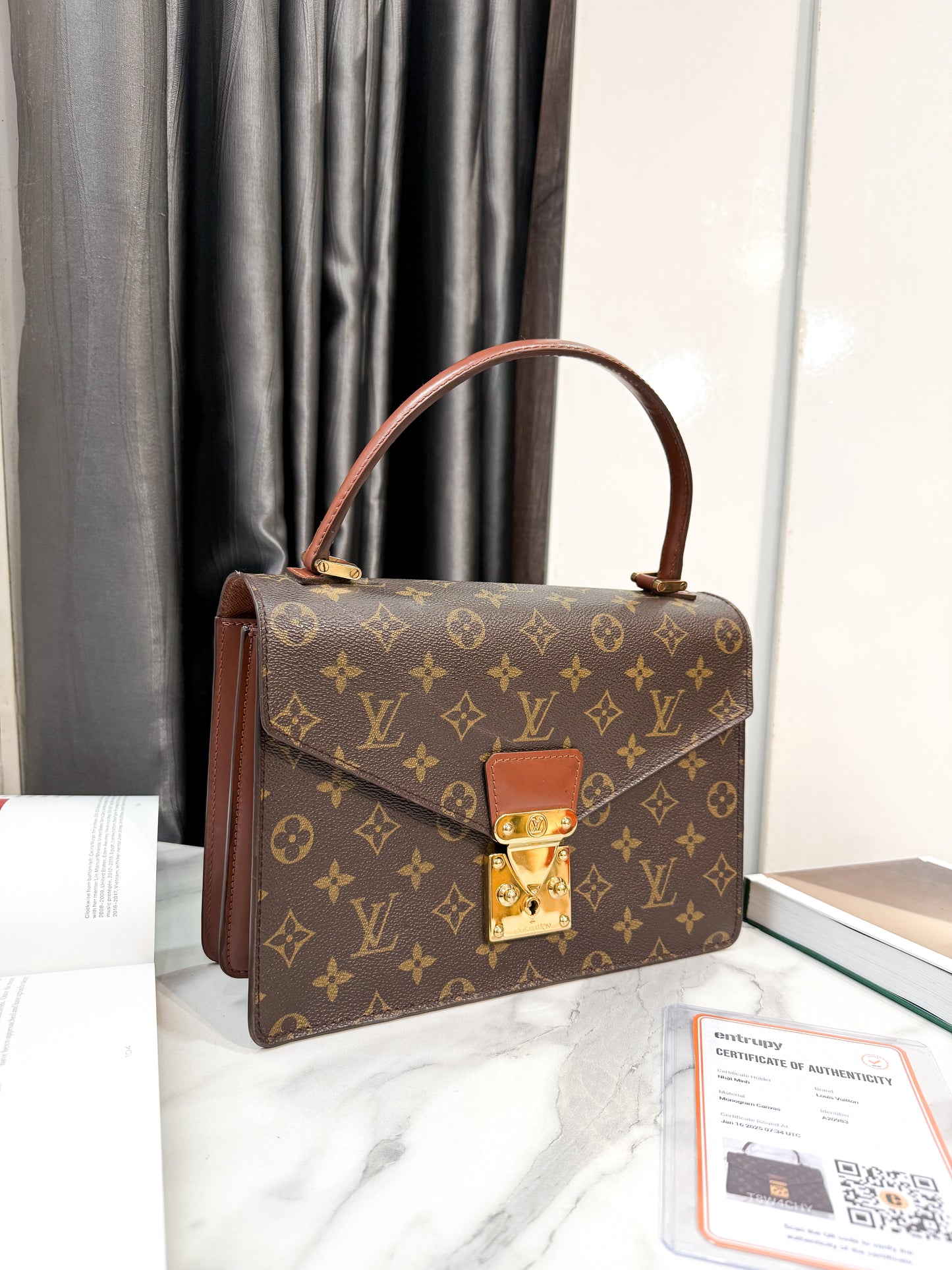LV Concorde Mono