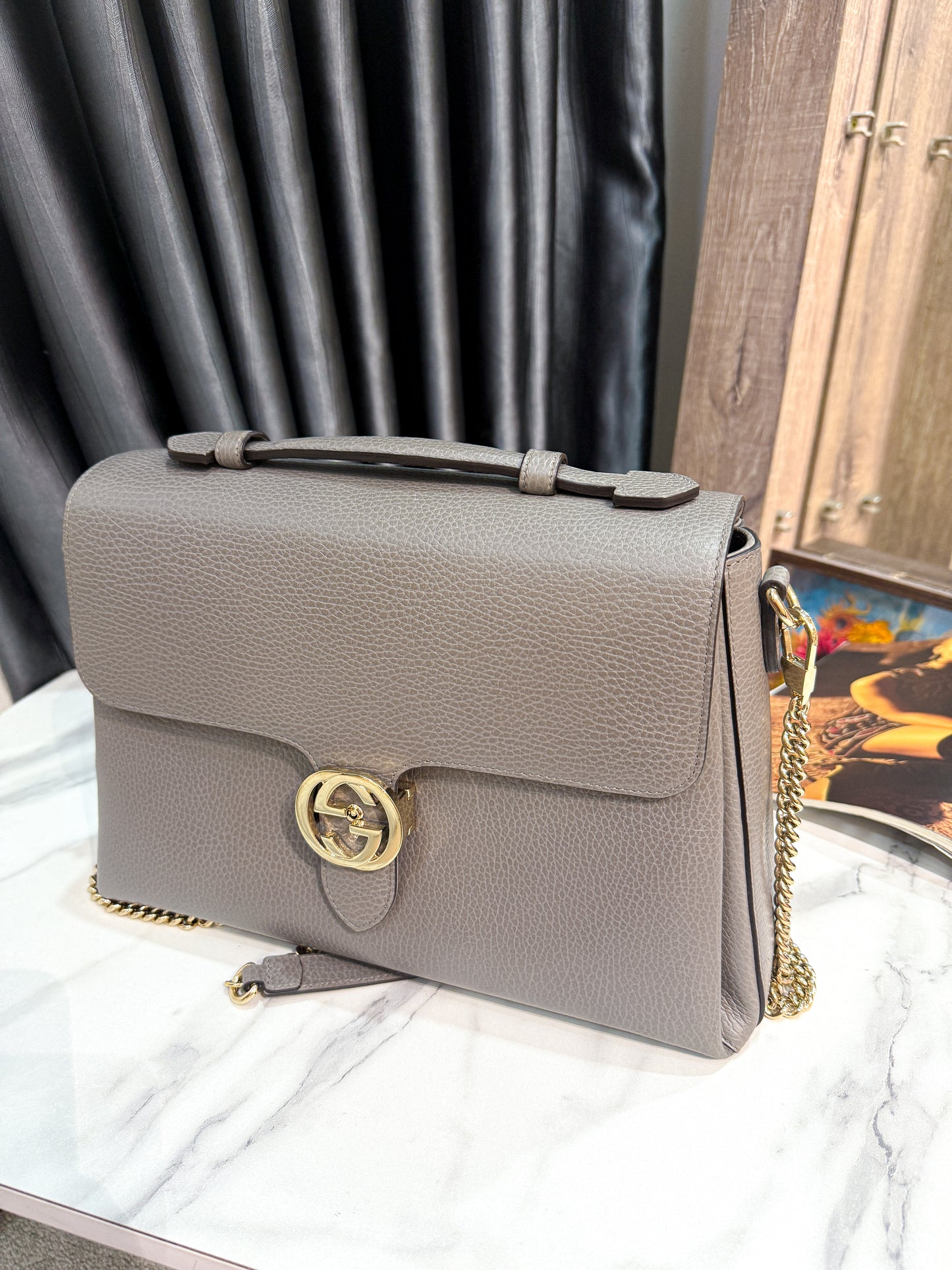 A Gucci Interlocking Size 34
