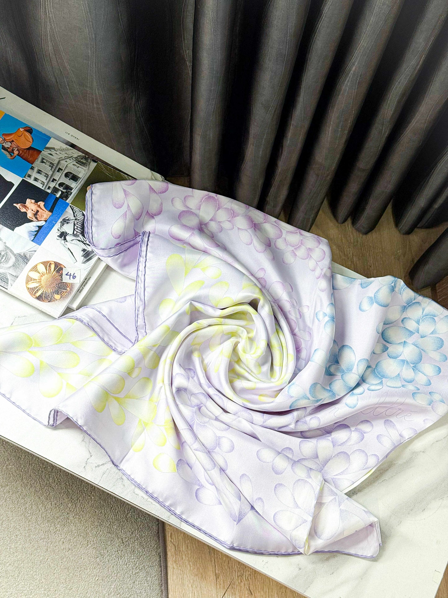 Khăn Hermes New Khổ 140x140 HN46 5/11