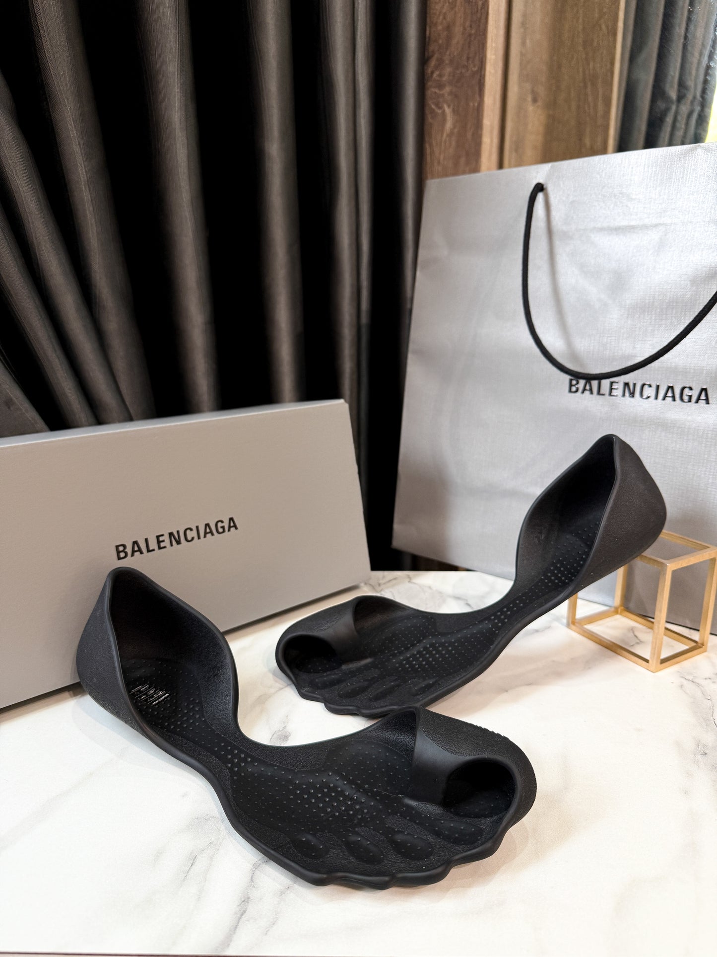 Dép Silicon Balenciaga Size 42 Fit 43.5
